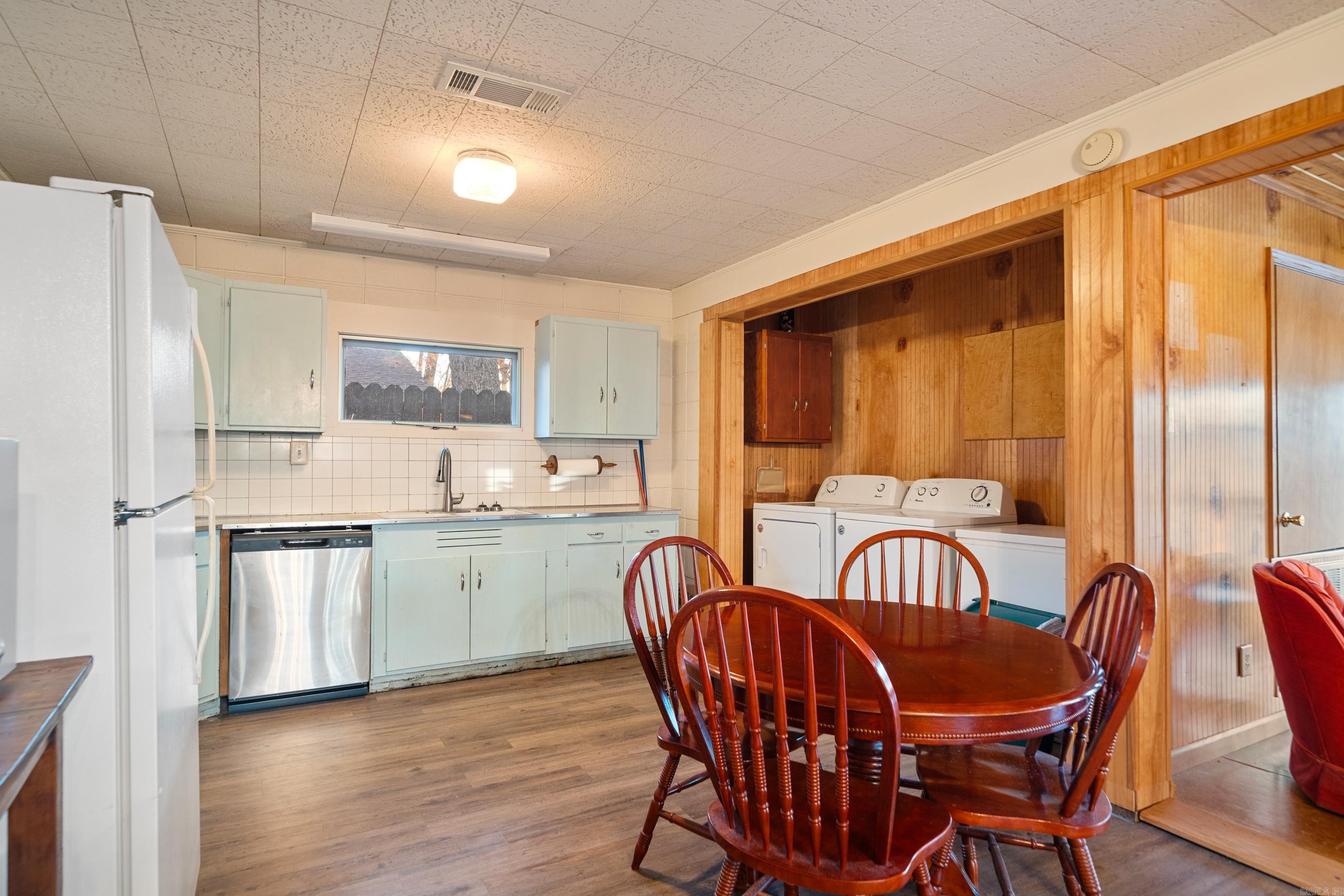 ARROWHEAD LAKE ESTATES 3 - Residential