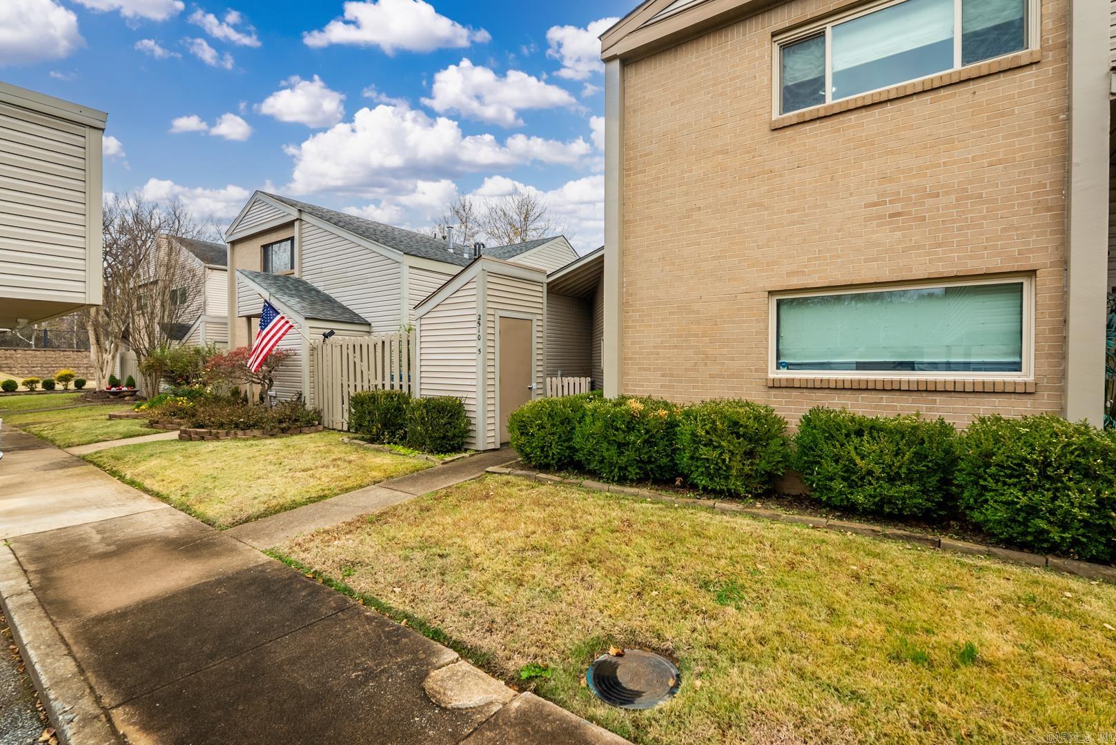 Round River - Residential