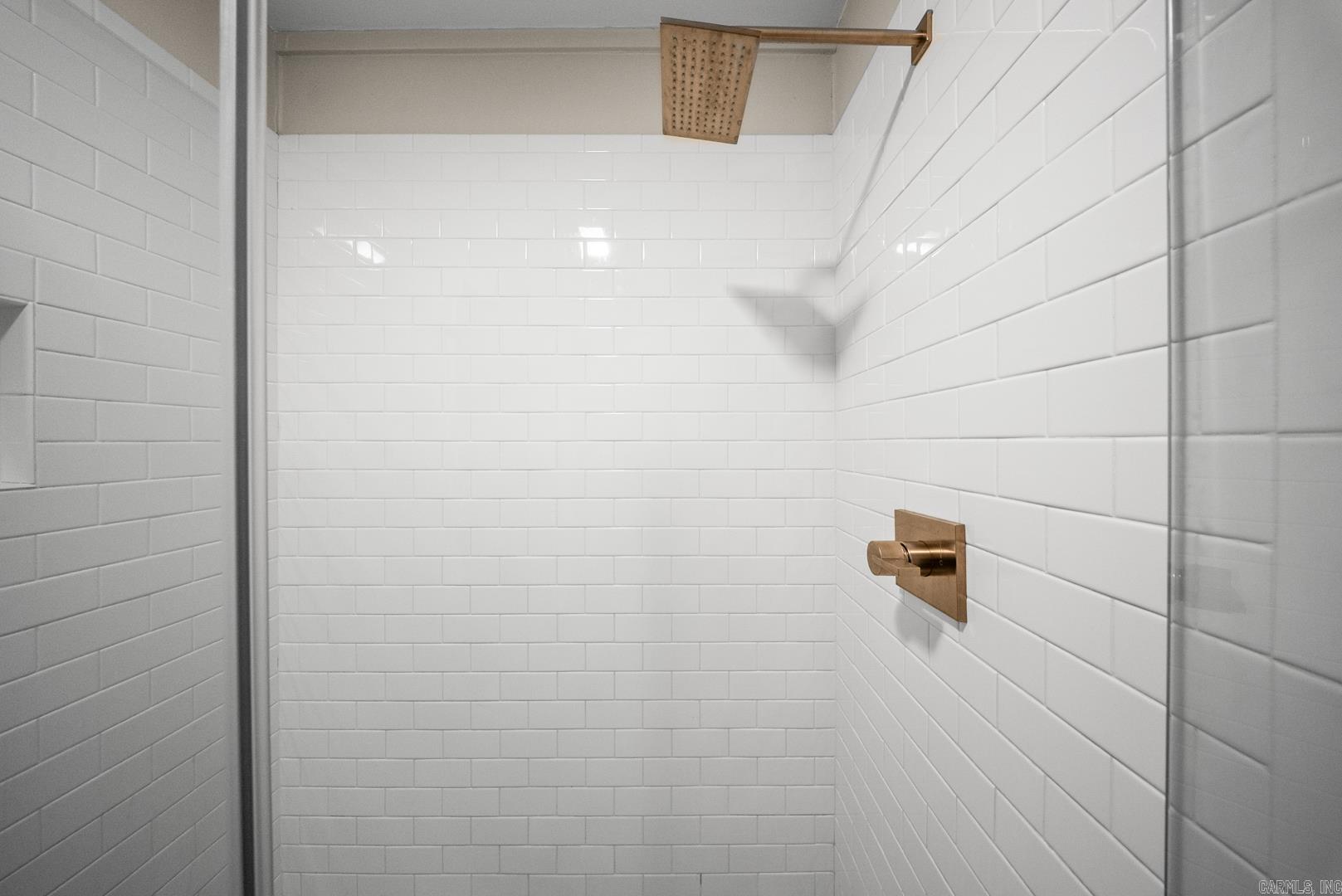 Round River - Residential