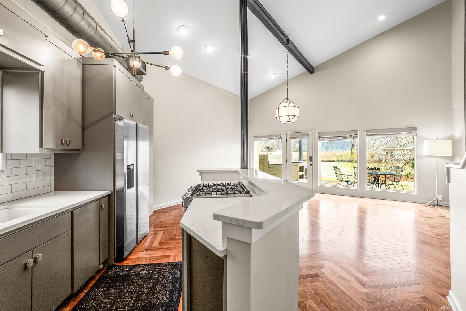 Round River - Residential