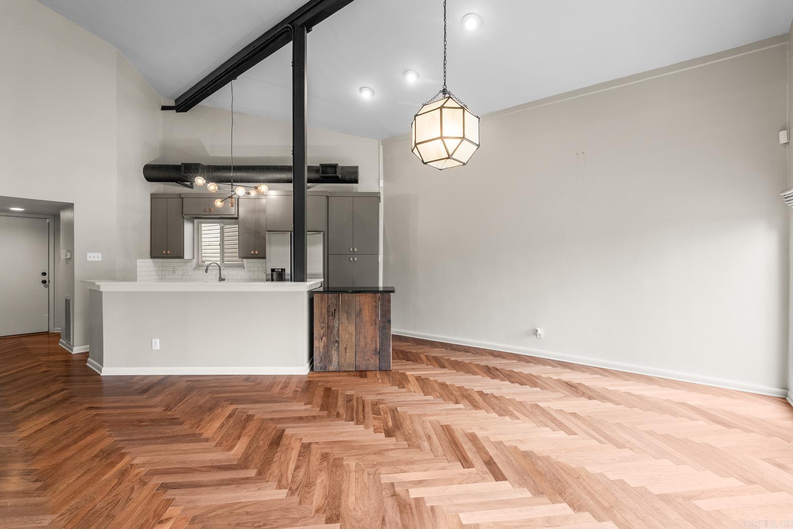 Round River - Residential