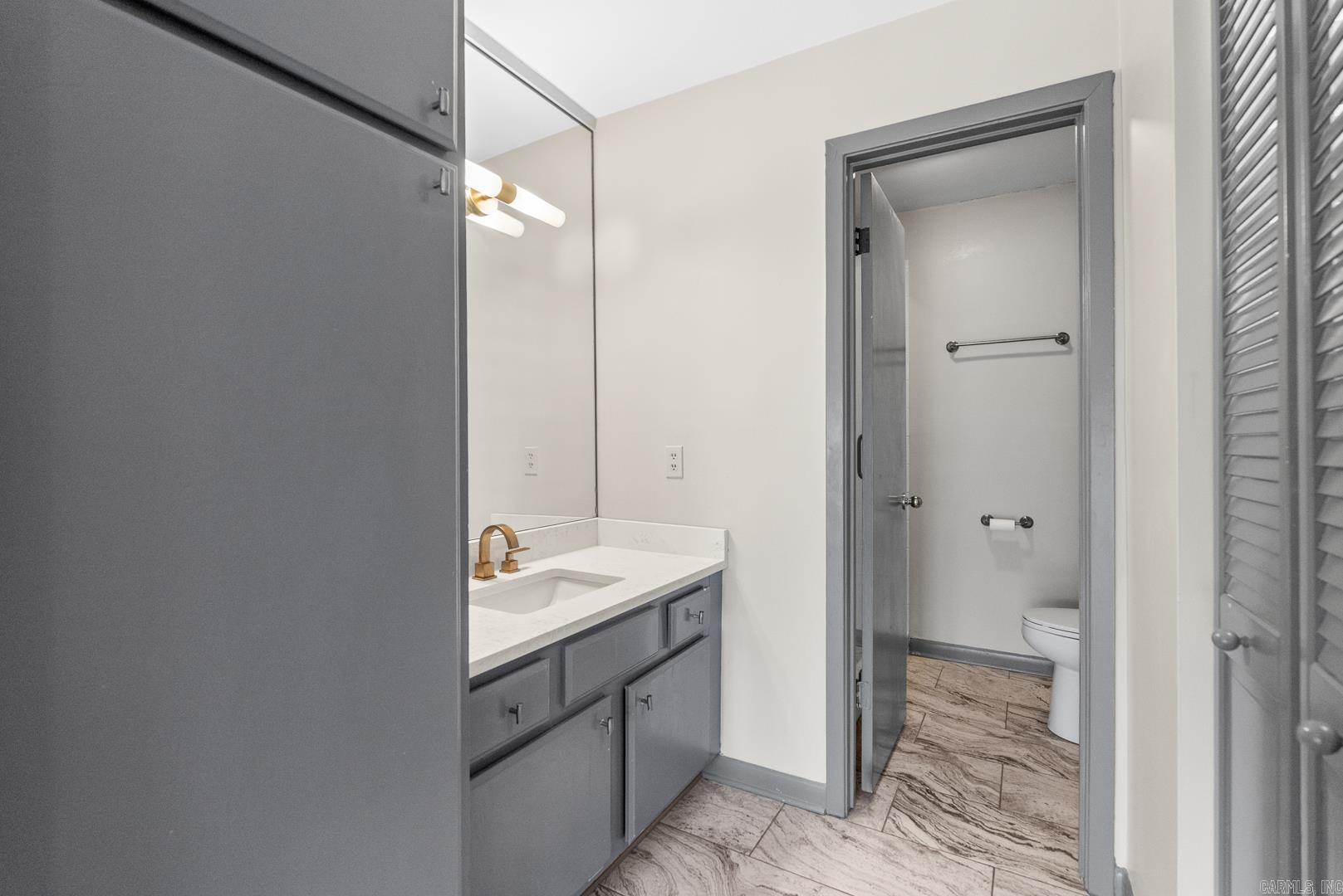 Round River - Residential