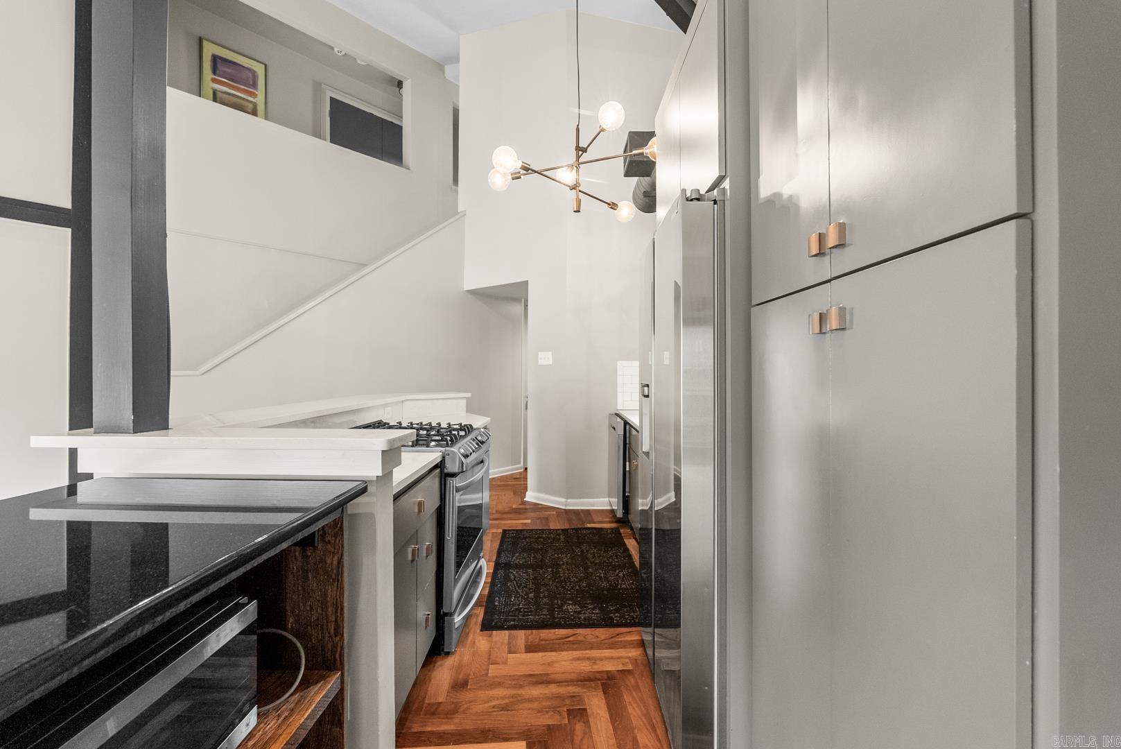 Round River - Residential