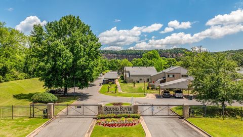 Photo of 2510 Riverfront Drive #5, Little Rock, AR 72202 (MLS # 25049499)