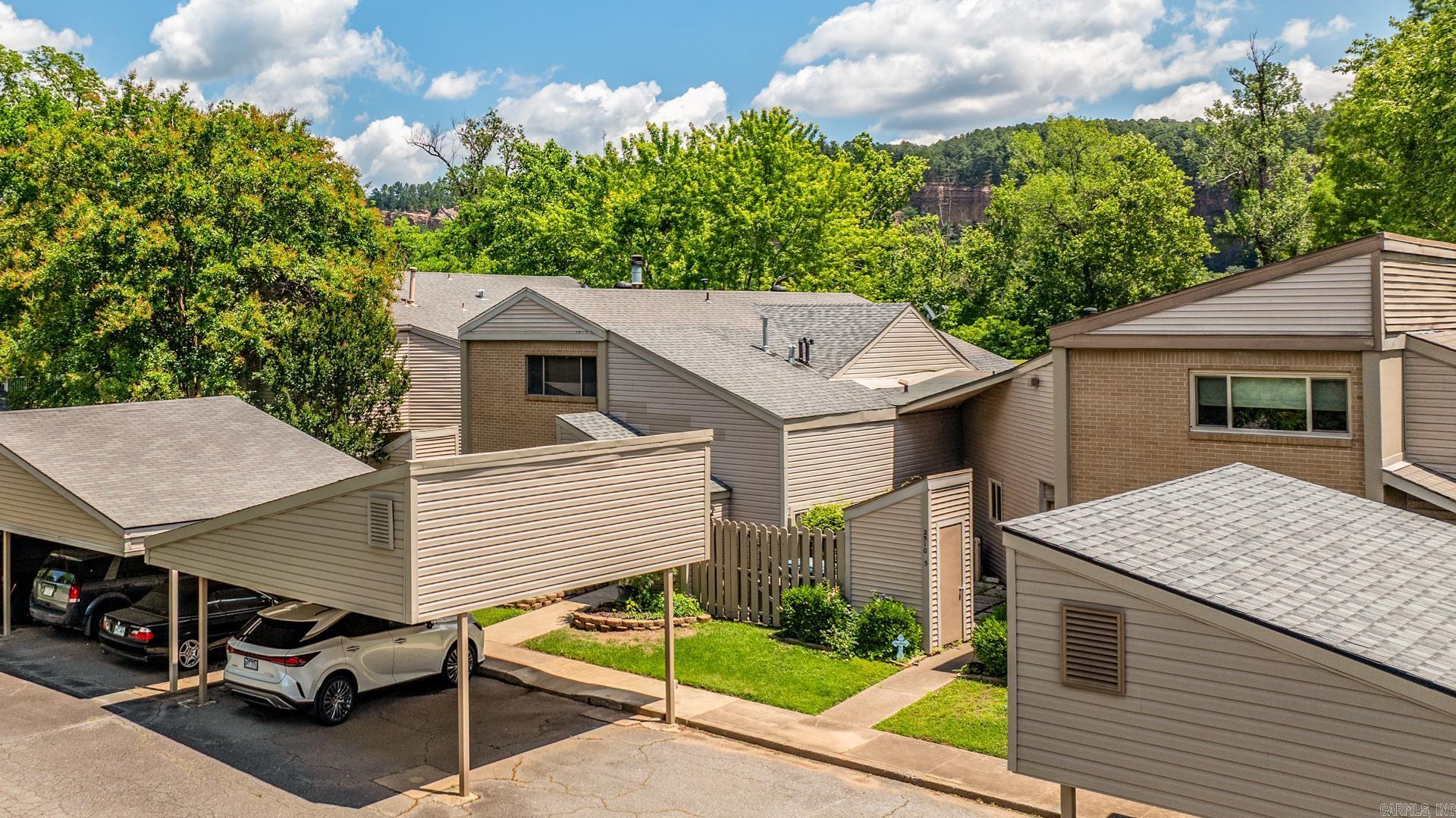 Round River - Residential