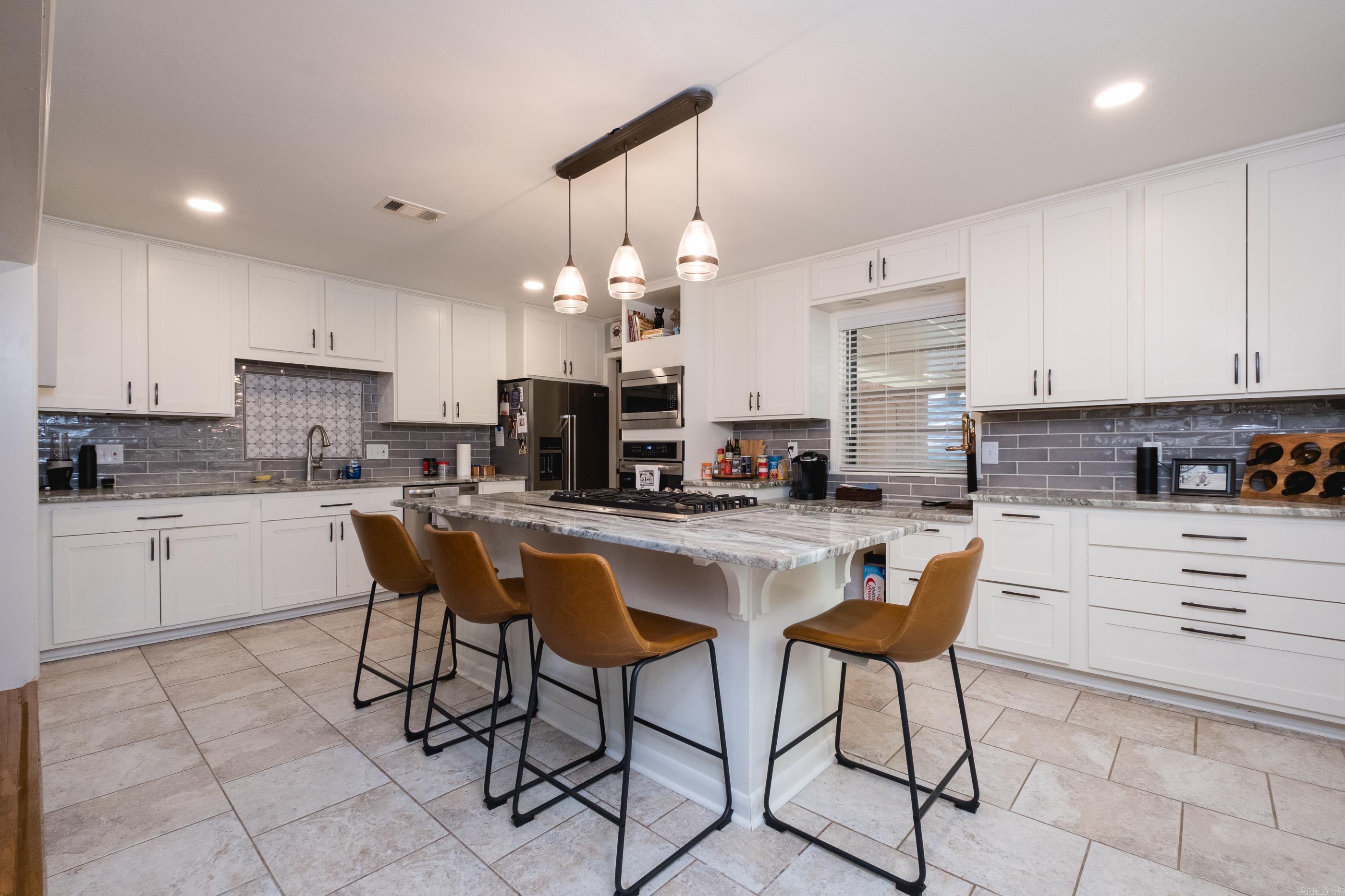 BRIARWOOD - Residential