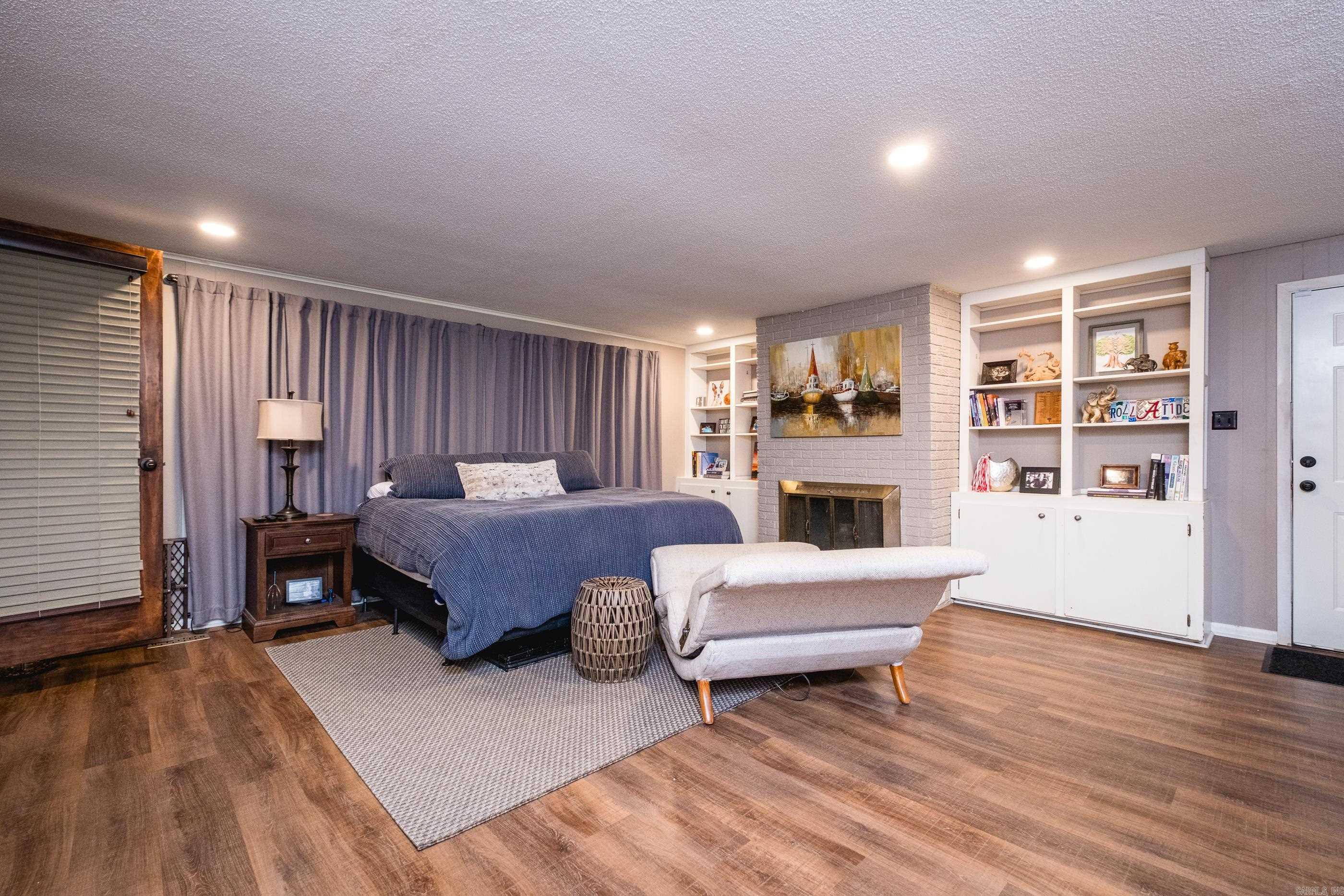 BRIARWOOD - Residential