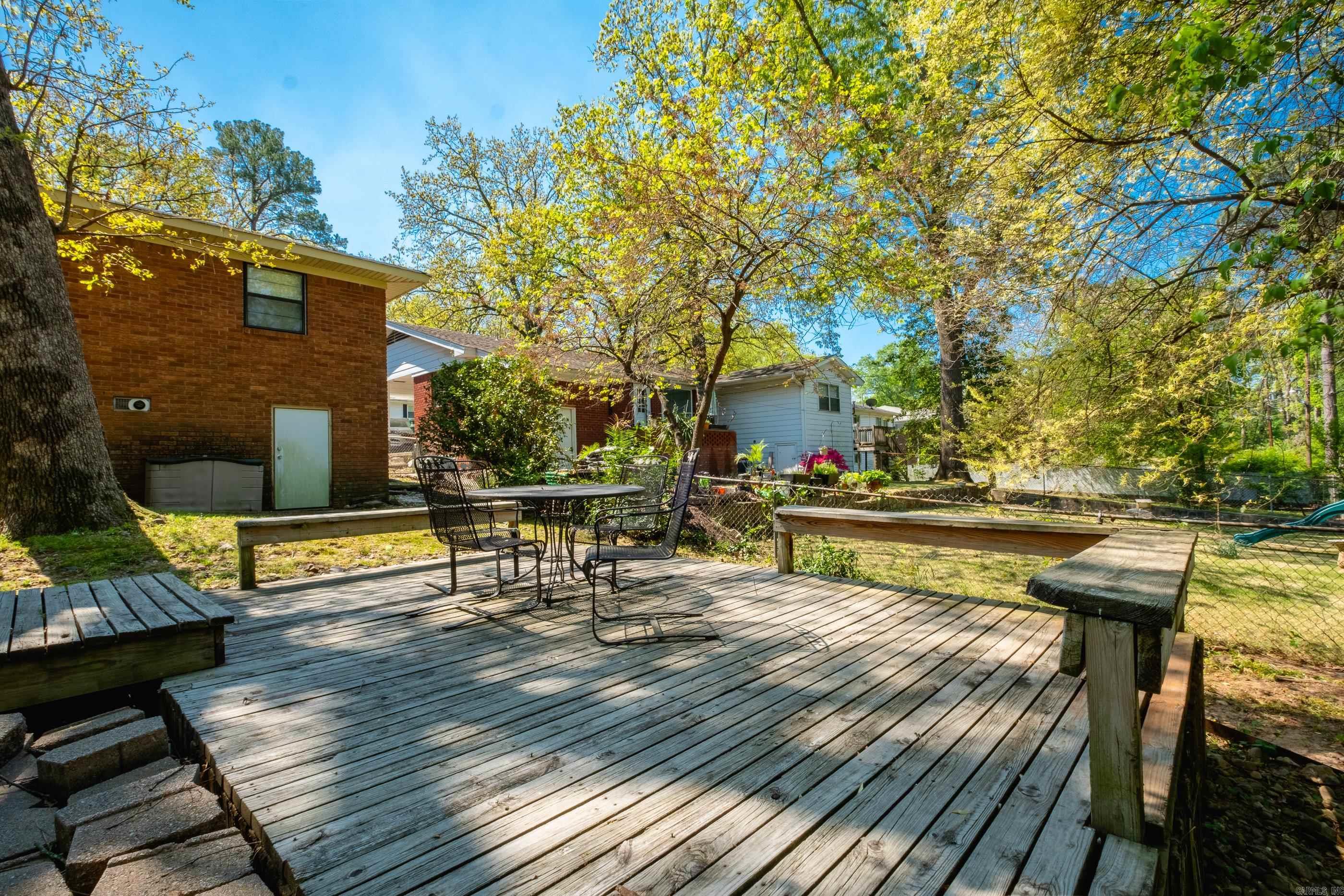 BRIARWOOD - Residential