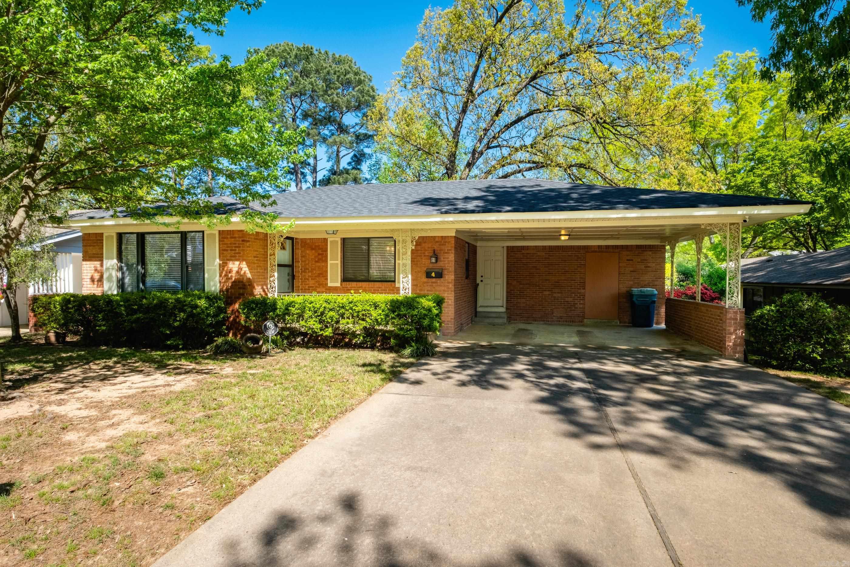 BRIARWOOD - Residential