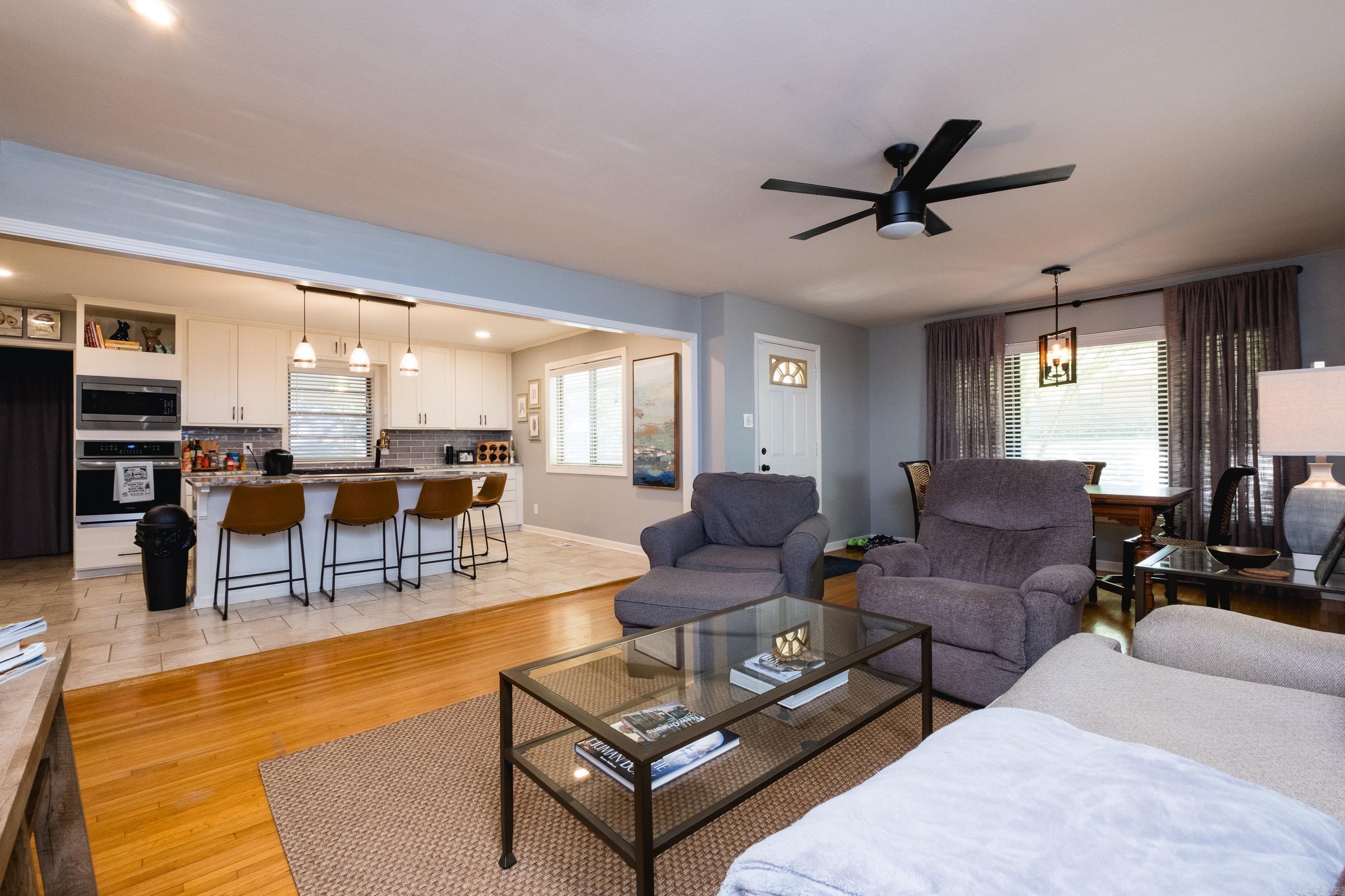 BRIARWOOD - Residential