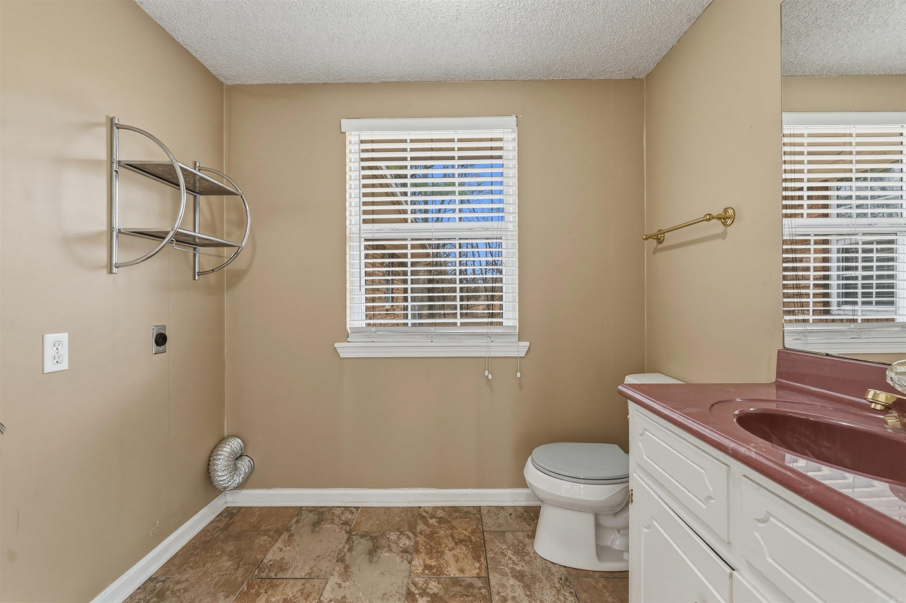 NORTHWOOD AC - Residential