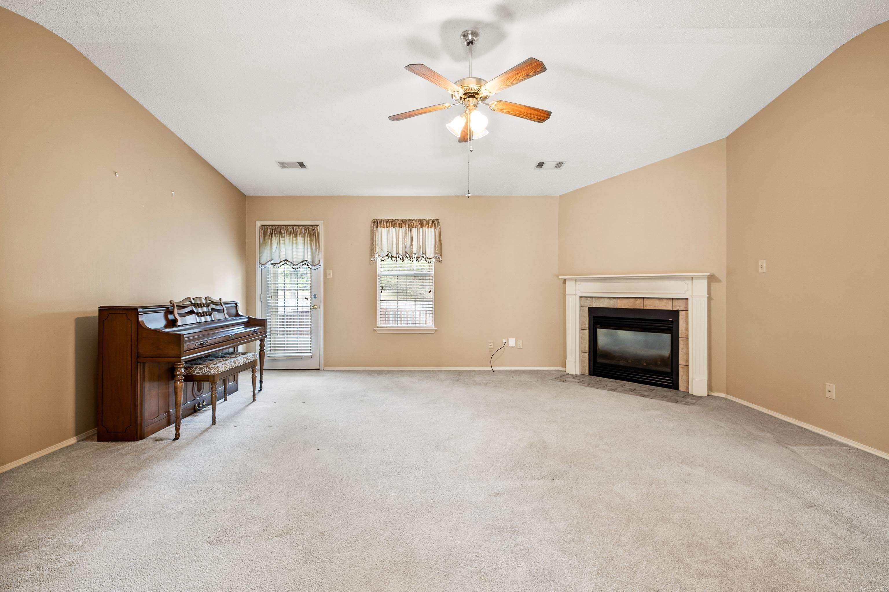 MEADOW RIDGE ADDN - Residential