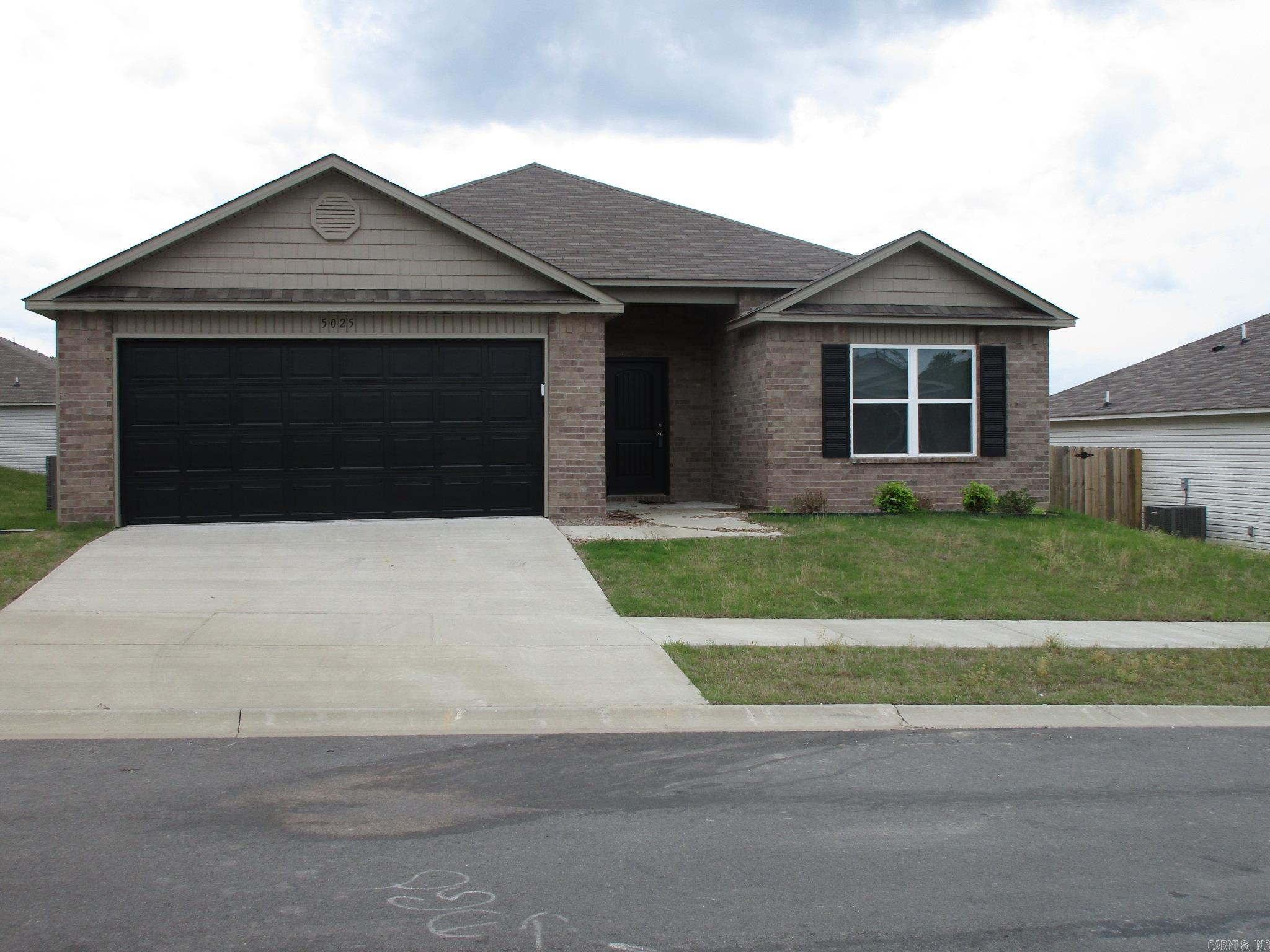 ARKANSAS HGTS - Residential