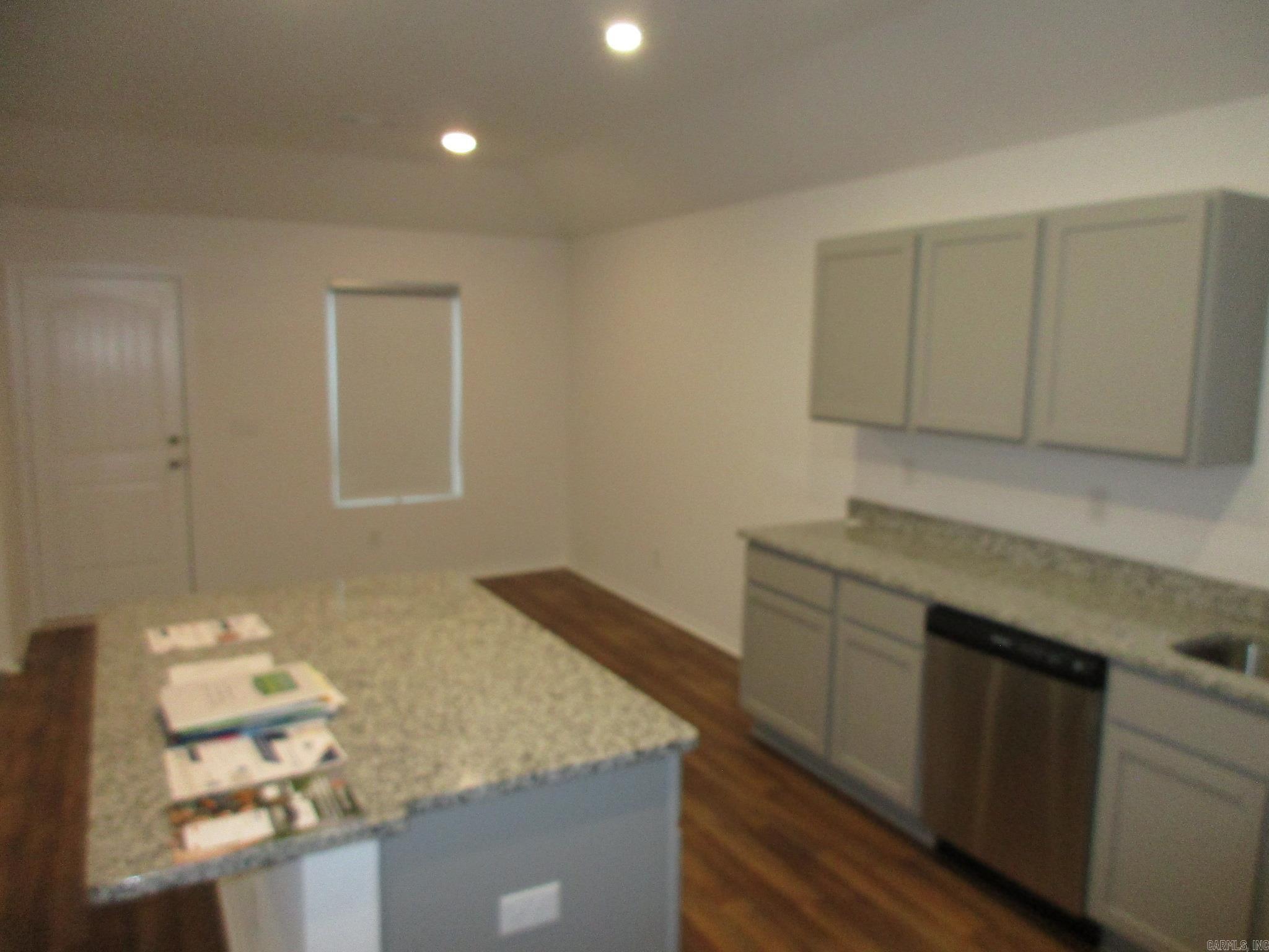 ARKANSAS HGTS - Residential