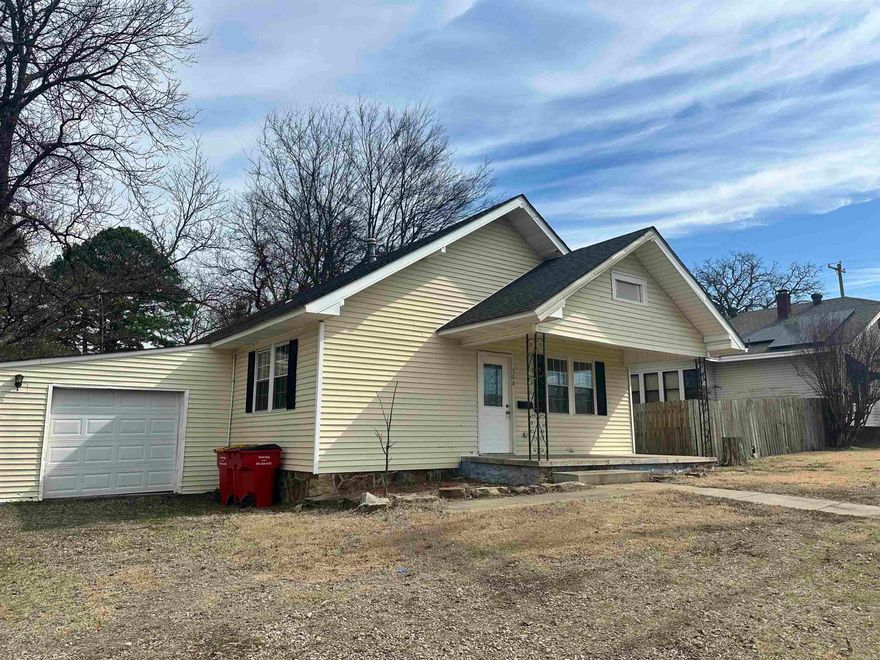 Why rent when you can own?! Welcome home to 304 N Saint Joseph — an affordable and move-in ready 3 bedroom, 1 bathroom charmer in the heart of Morrilton. This cozy home offers a functional layout with a bright living area, spacious eat-in kitchen, and three bedrooms. Enjoy having your own attached one-car garage, plus a nice yard for pets or outdoor entertaining. Conveniently located close to schools, shopping, and downtown amenities. Perfect for first-time buyers or anyone looking to build equity instead of paying rent!