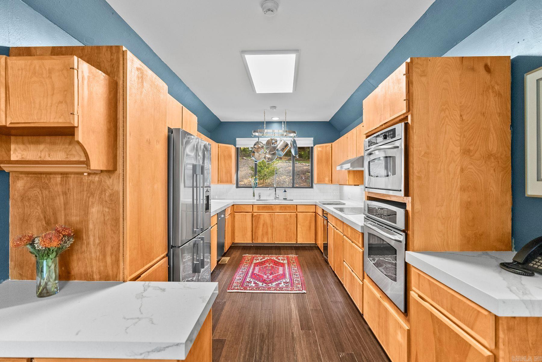 PLEASANT VALLEY - Residential