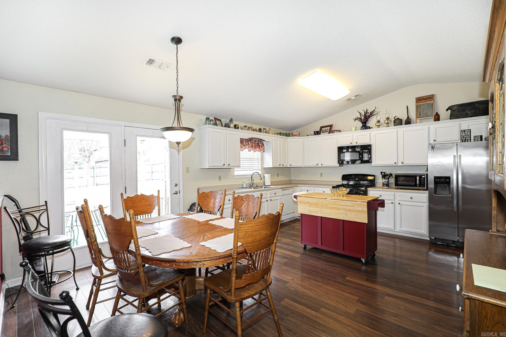 FOREST COVE - Residential