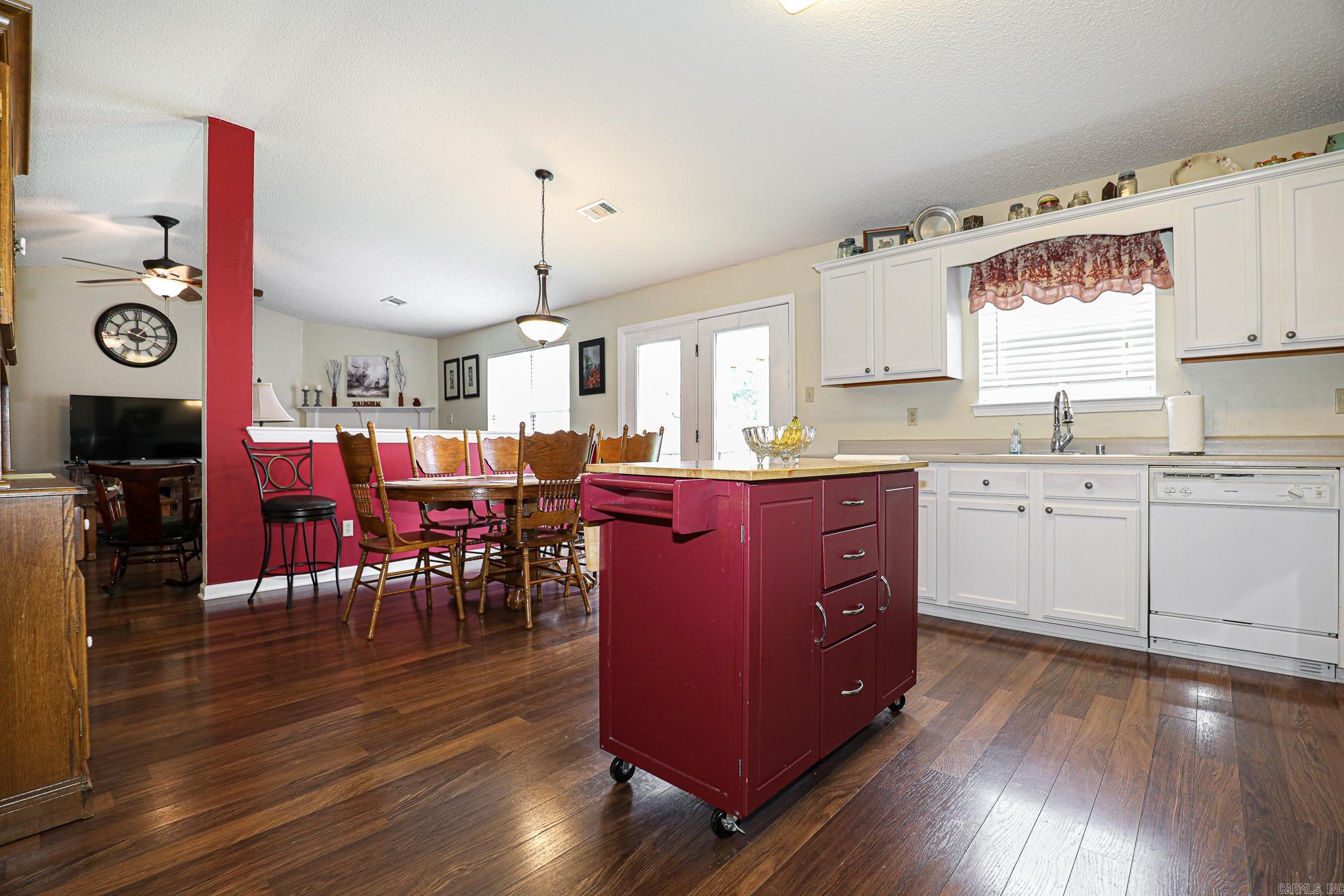 FOREST COVE - Residential