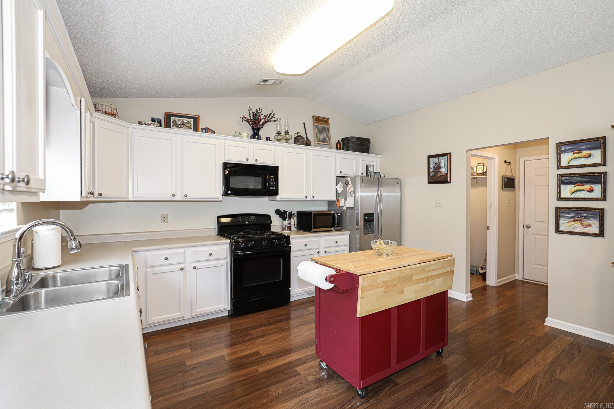 FOREST COVE - Residential