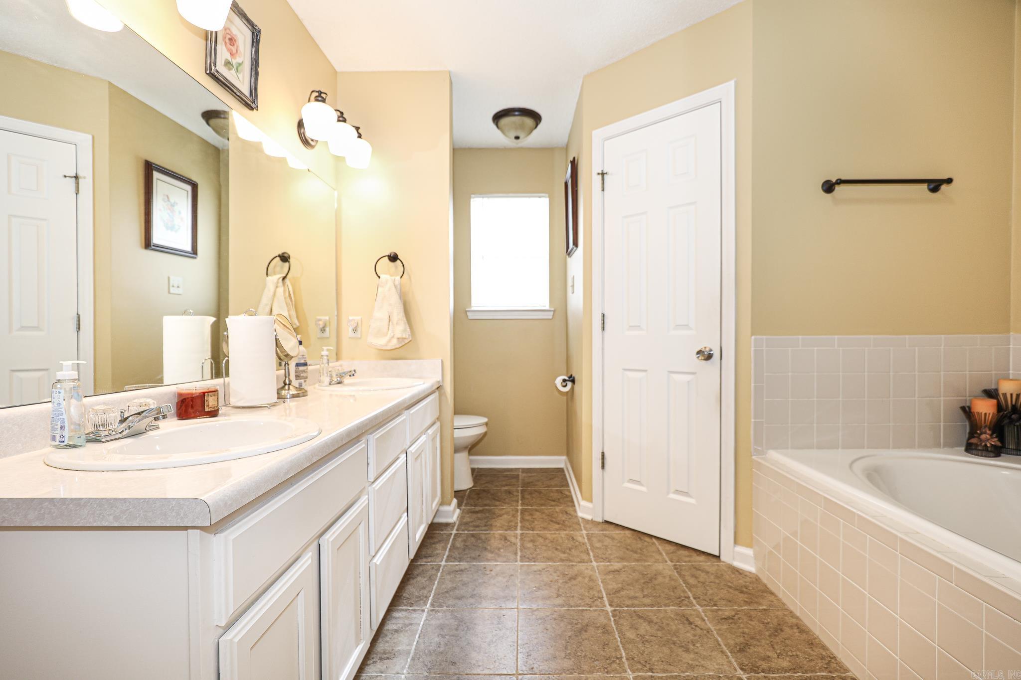 FOREST COVE - Residential