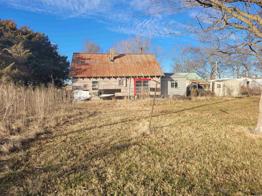 Location: Secluded 1-acre lot on a peaceful county road. ?? Property Features: - Charming, fixer-upper house with potential for renovation and personalization. - Land adorned with mature pecan trees, offering a serene and natural ambiance. - Spacious acreage suitable for various outdoor activities and potential gardening. ?? Condition: Note that the structures on the property are in a dilapidated state and convey at no value. Ideal for those looking for a renovation project or a fresh start to build their dream home. ?? Asking Price: $15,000 – A fantastic opportunity for investors or DIY enthusiasts looking for a property with significant upside potential.  This unique property offers the perfect canvas for those with a vision to transform and revitalize. Seize the chance to own this hidden gem! ???????