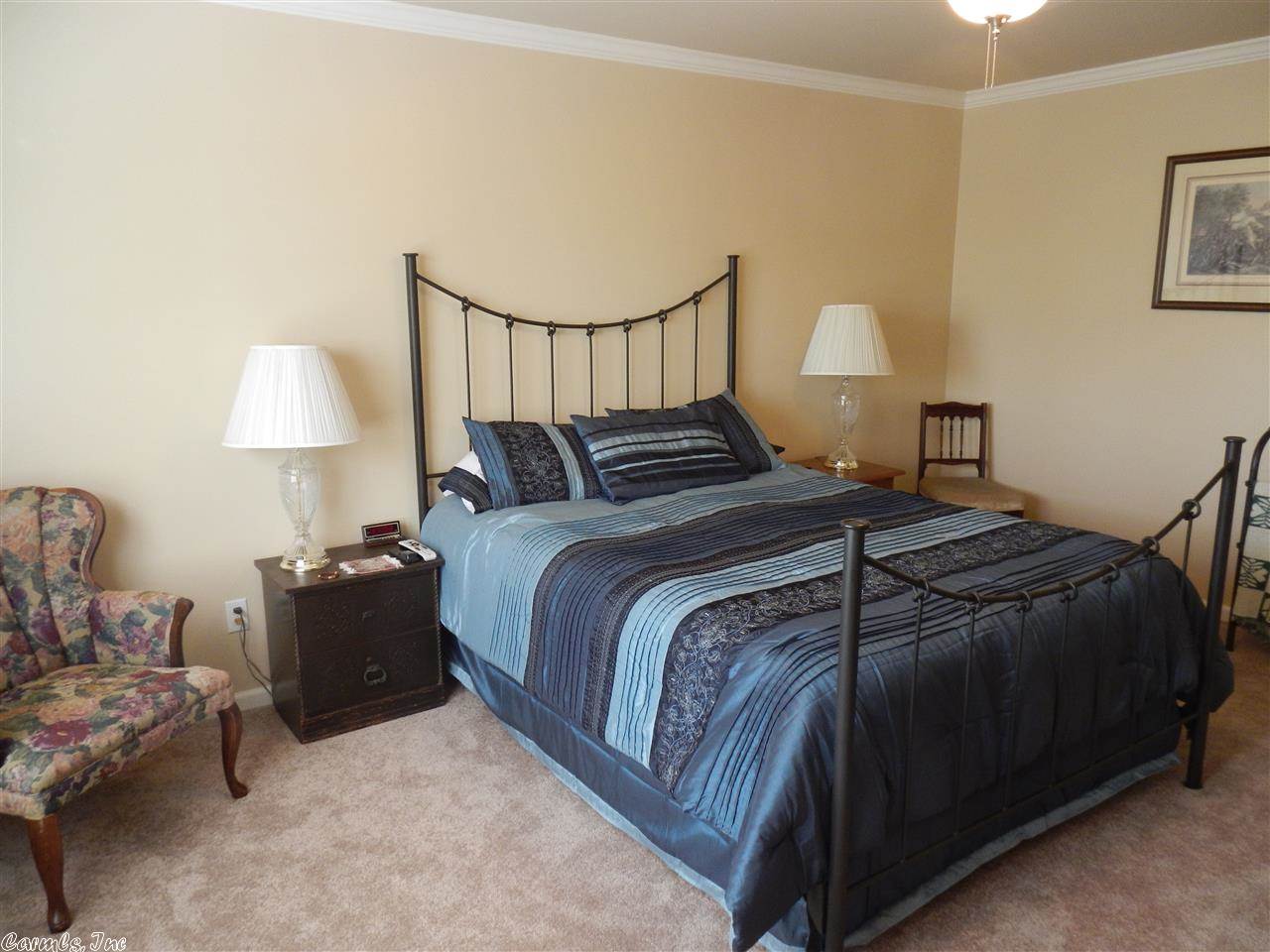 Twelve Oaks - Residential