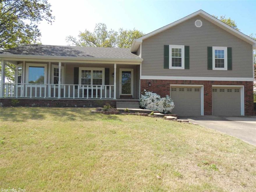 Completely remodeled, cathedral ceiling in living room, kitchen & baths are new. Beautiful private backyard. You will love this house! Sq. Ft. approx. measuring encouraged.