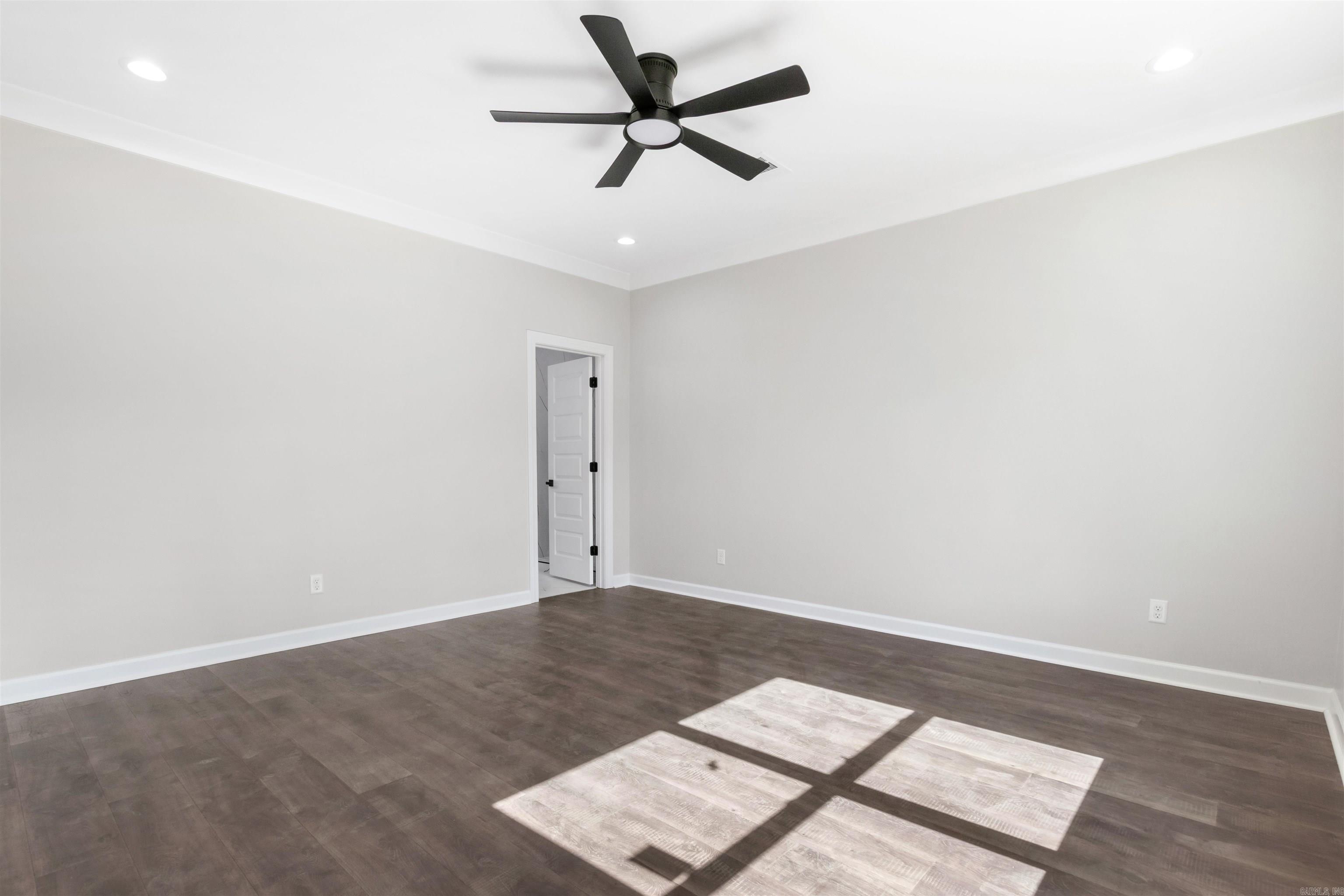 MILLERS GLENN - Residential