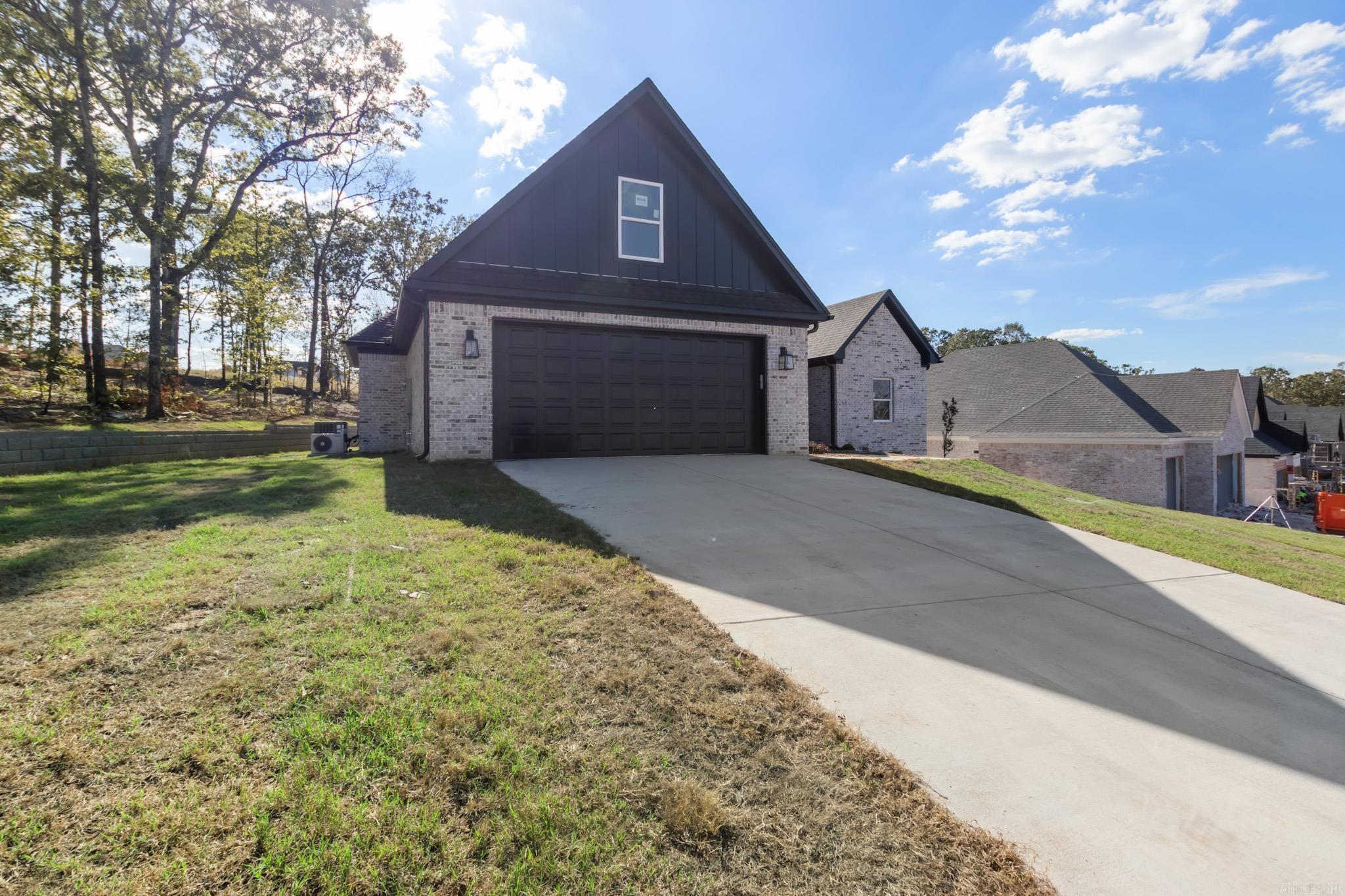 MILLERS GLENN - Residential