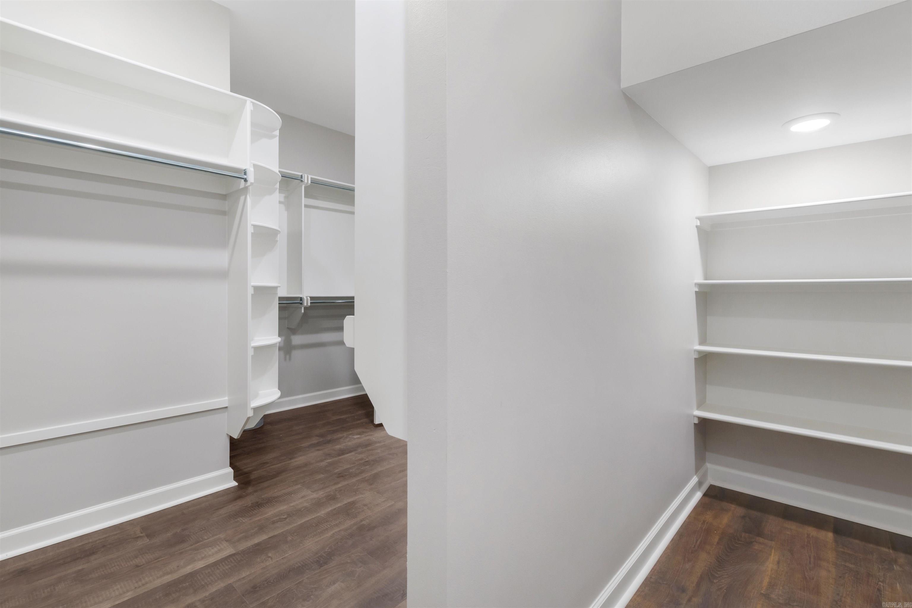 MILLERS GLENN - Residential