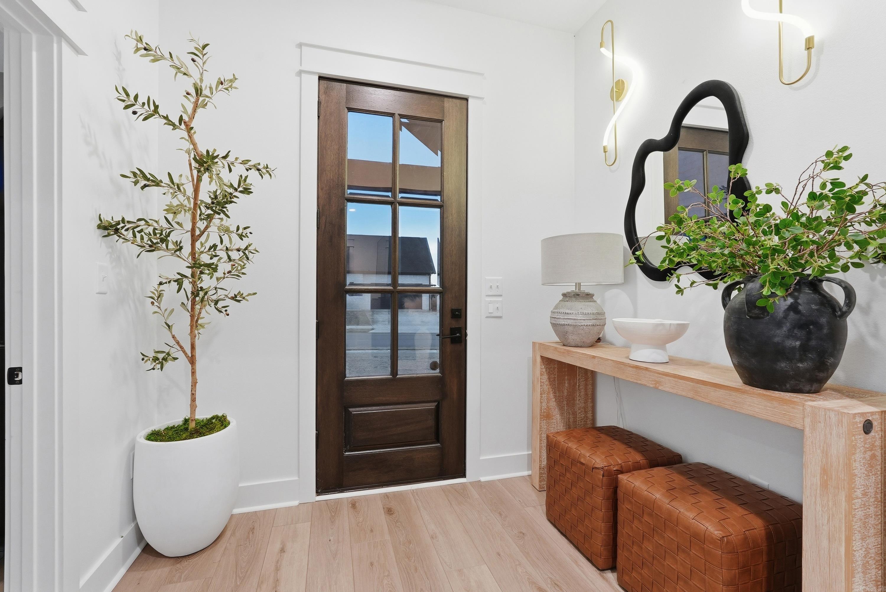 IVY PLACE - Residential