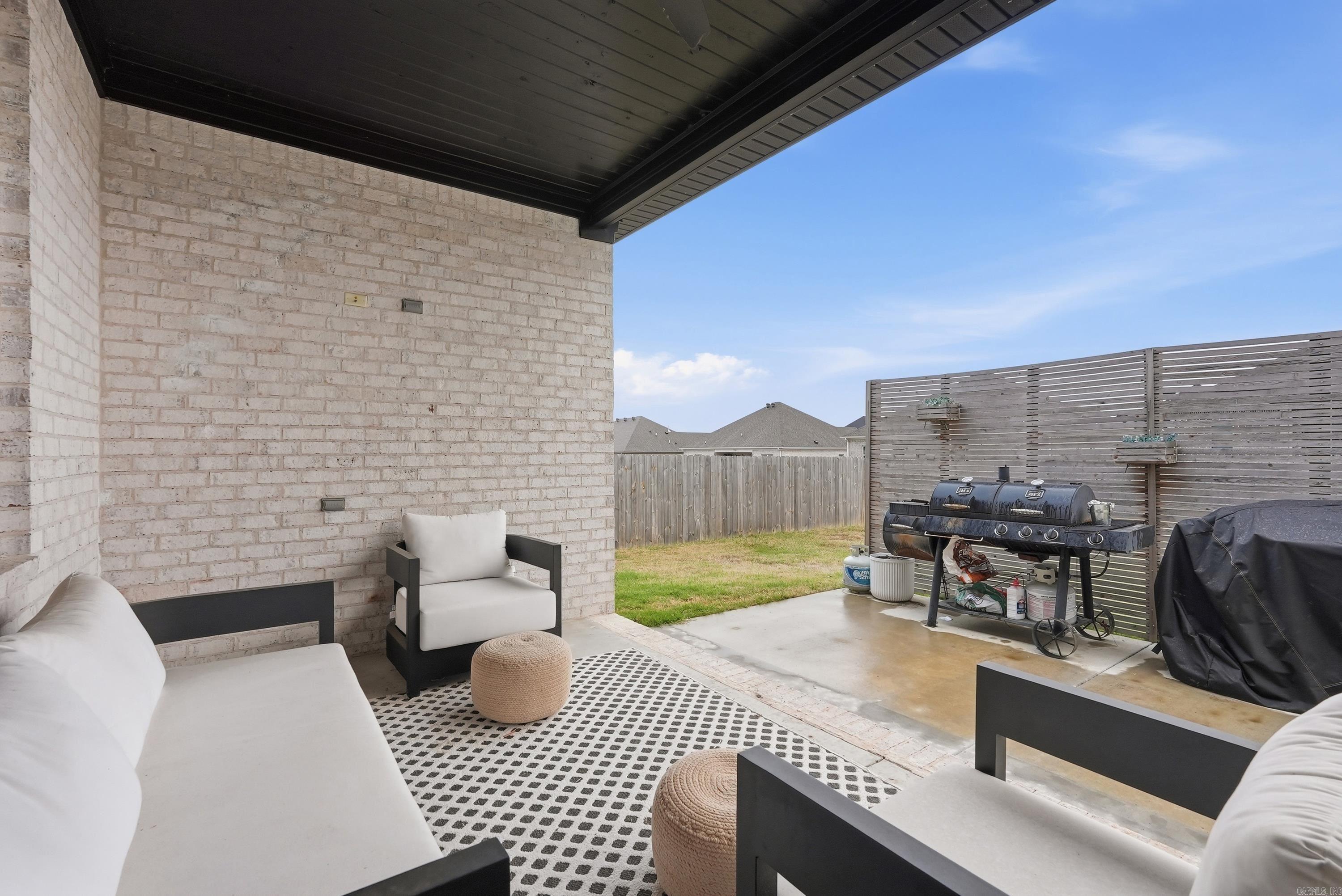 IVY PLACE - Residential