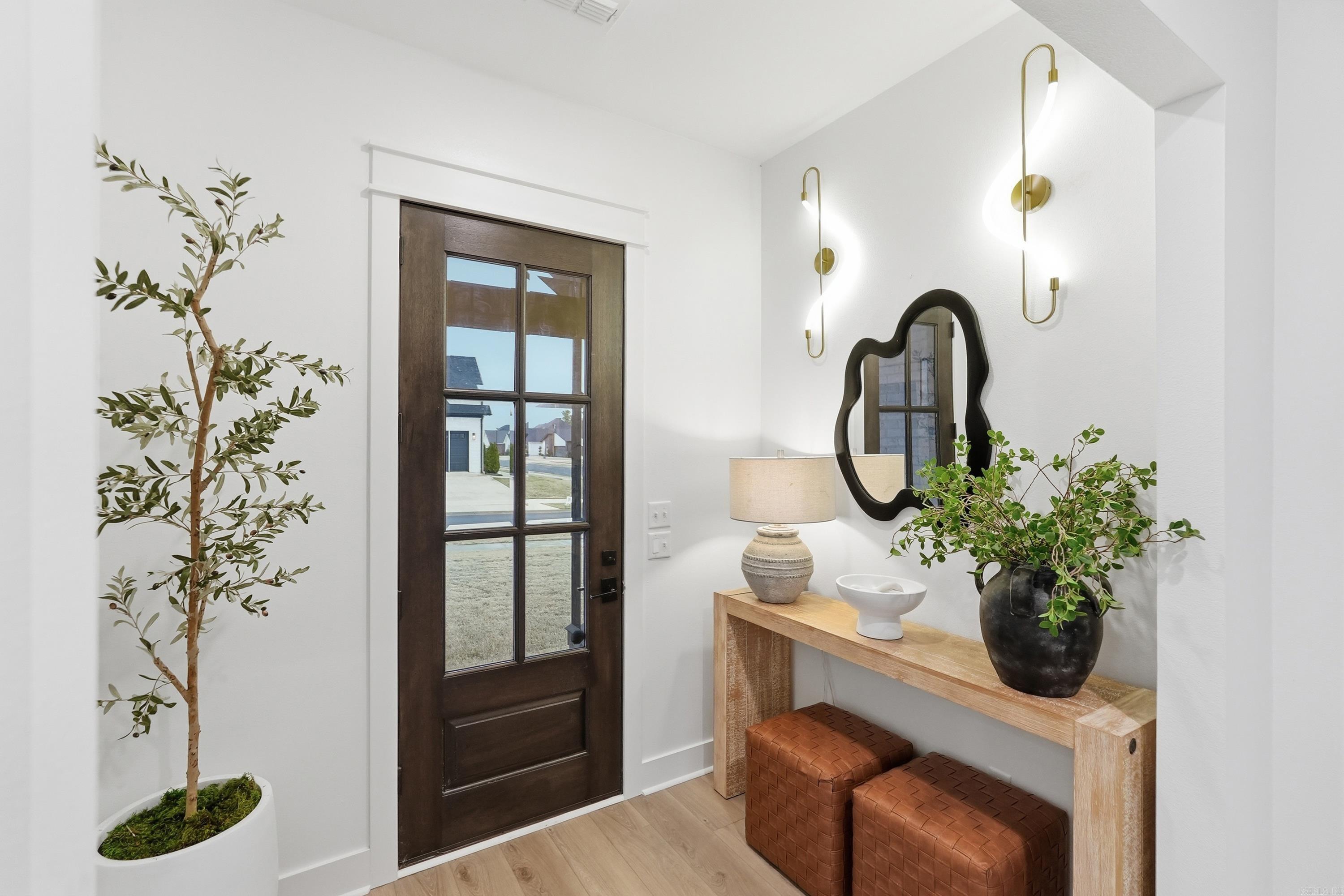 IVY PLACE - Residential