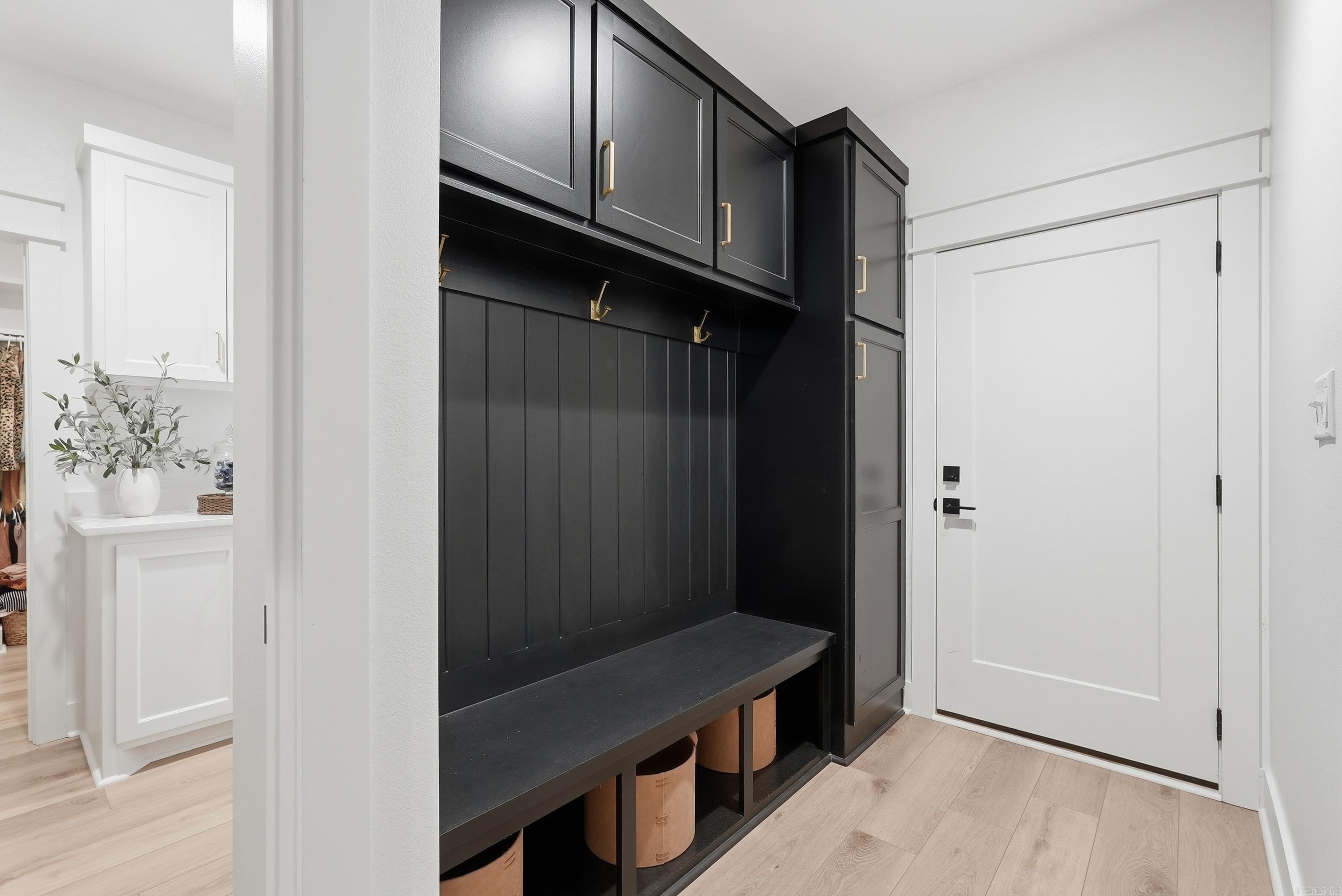 IVY PLACE - Residential