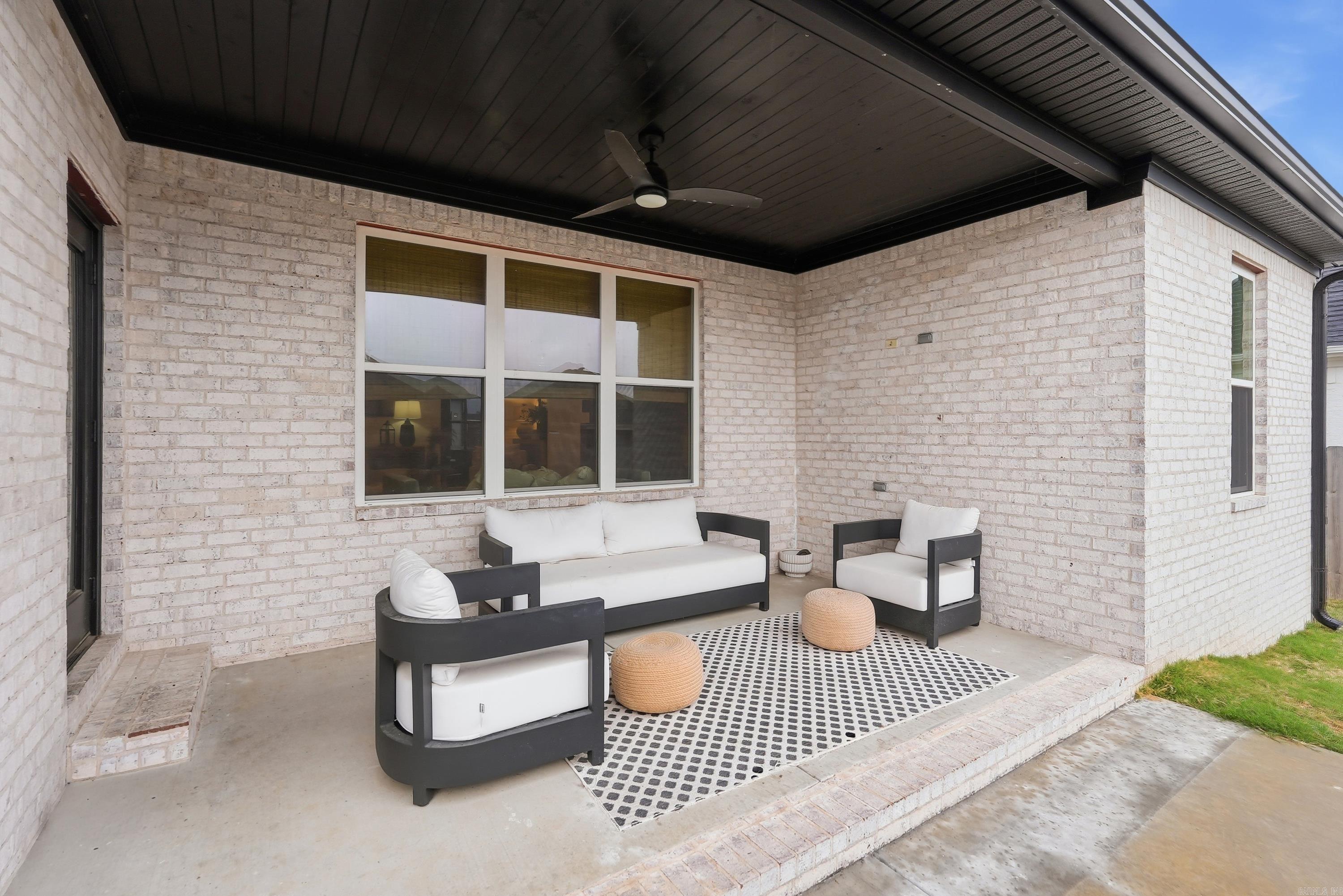 IVY PLACE - Residential