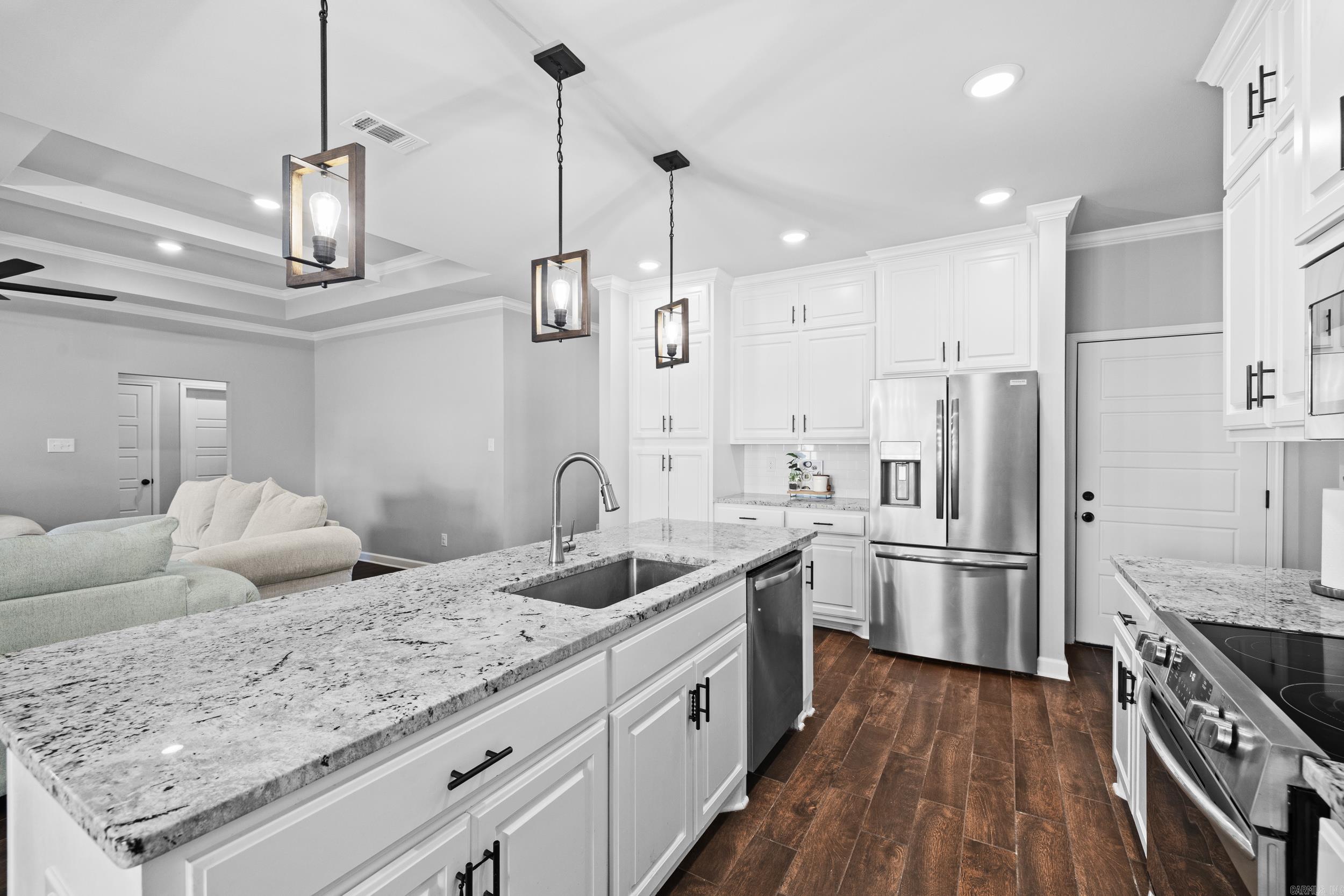 HIDDEN VALLEY ESTATES - Residential