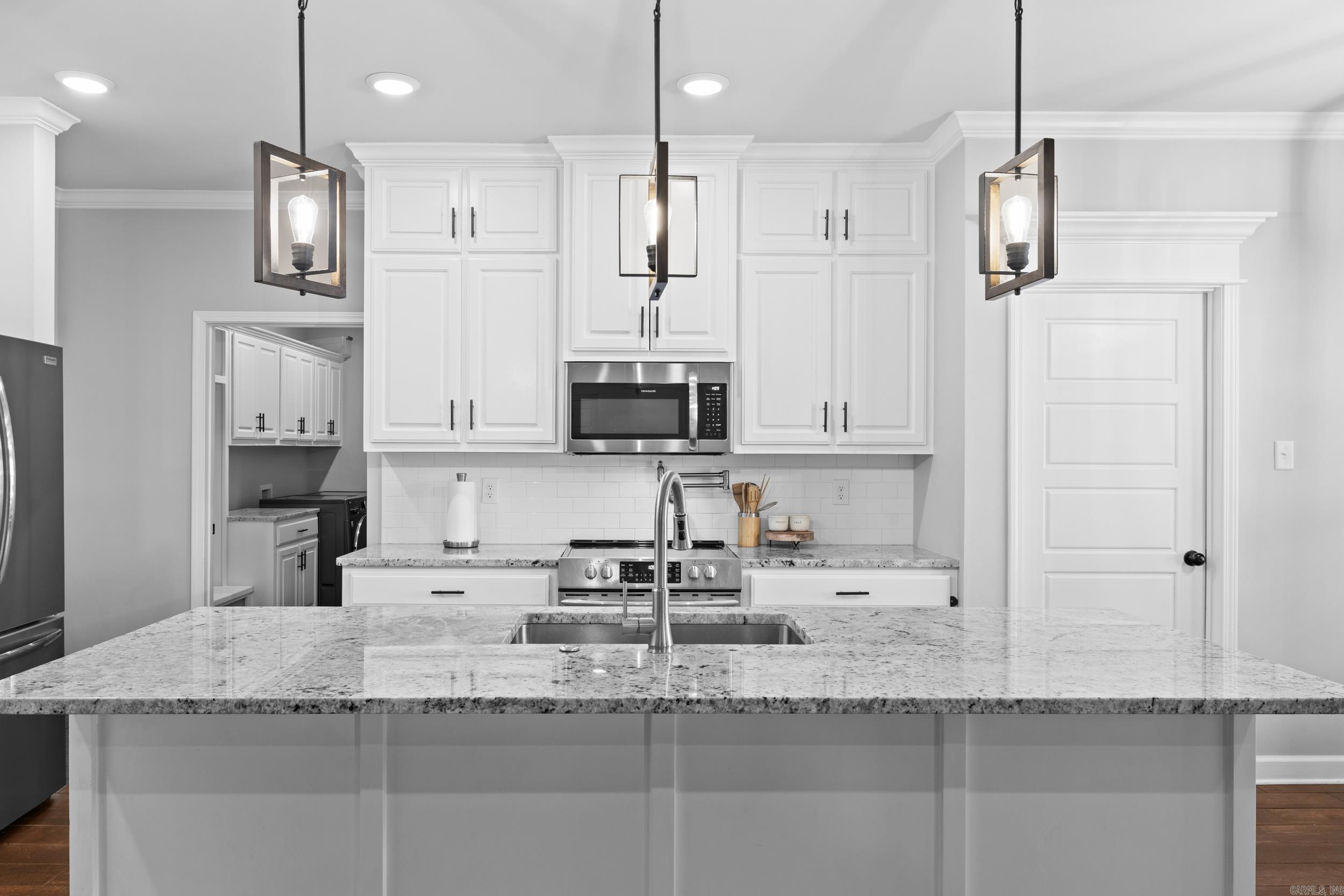 HIDDEN VALLEY ESTATES - Residential