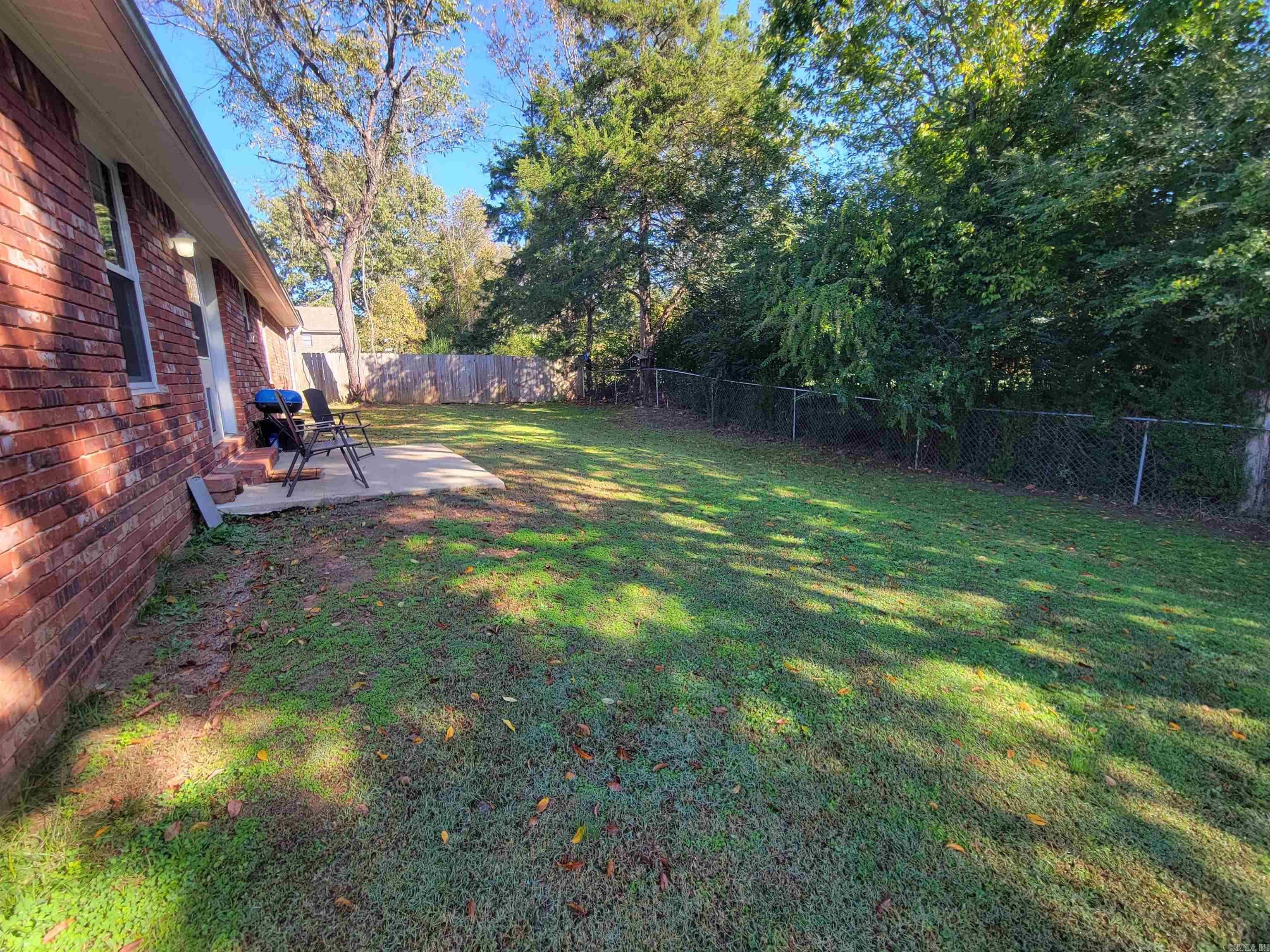 NORTH HILLS ESTATES - Residential