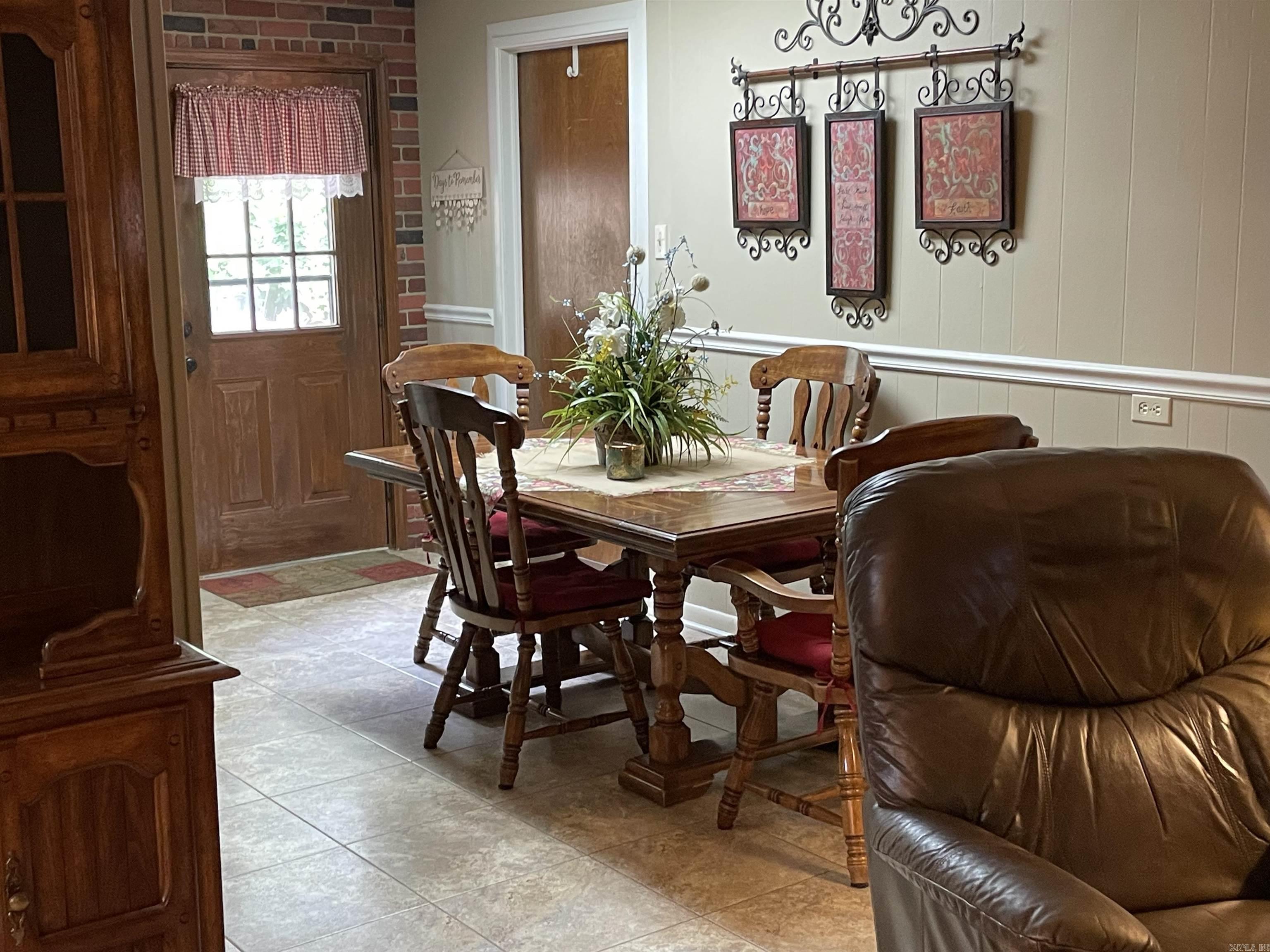Haleys - Residential