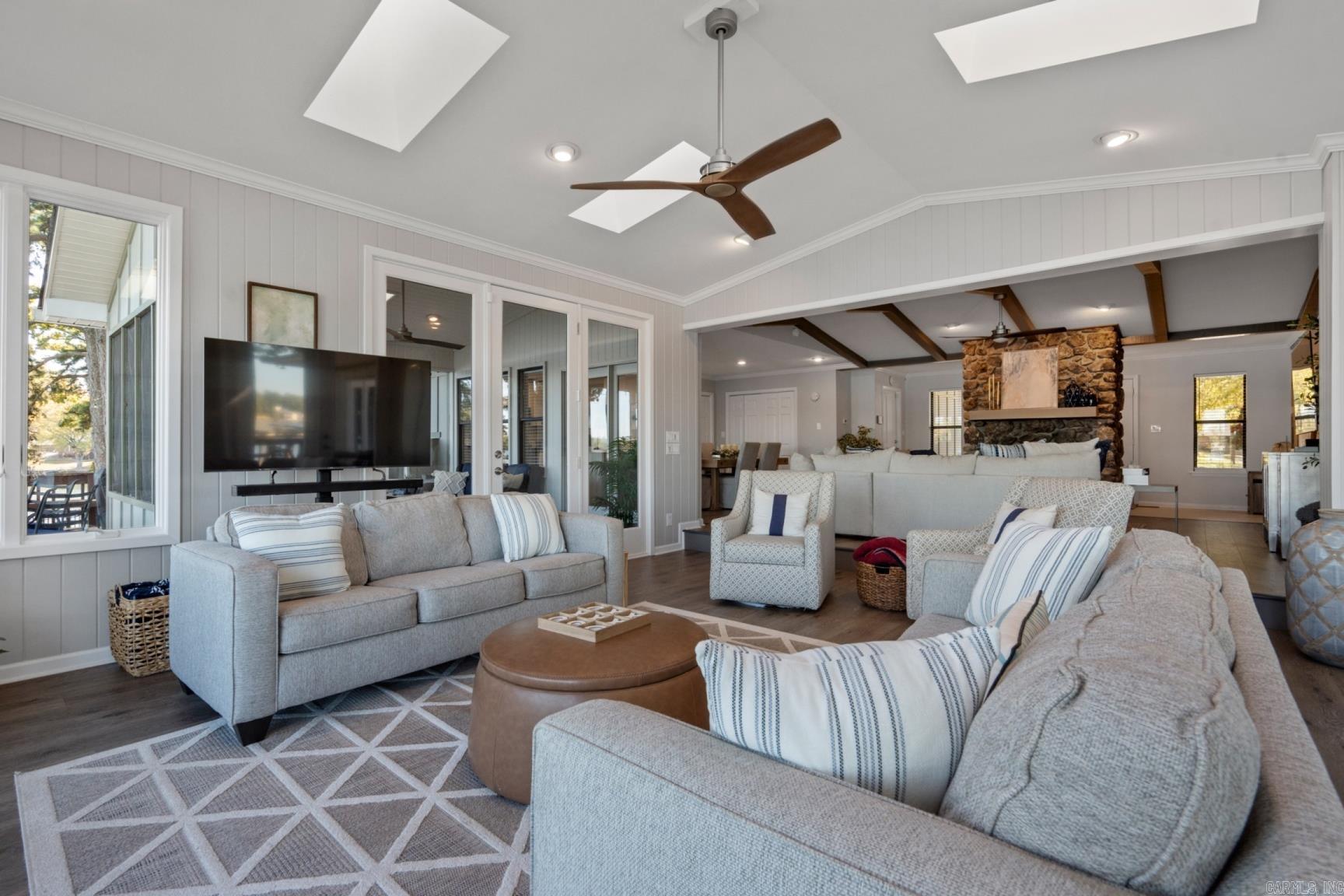 Lake View - Residential