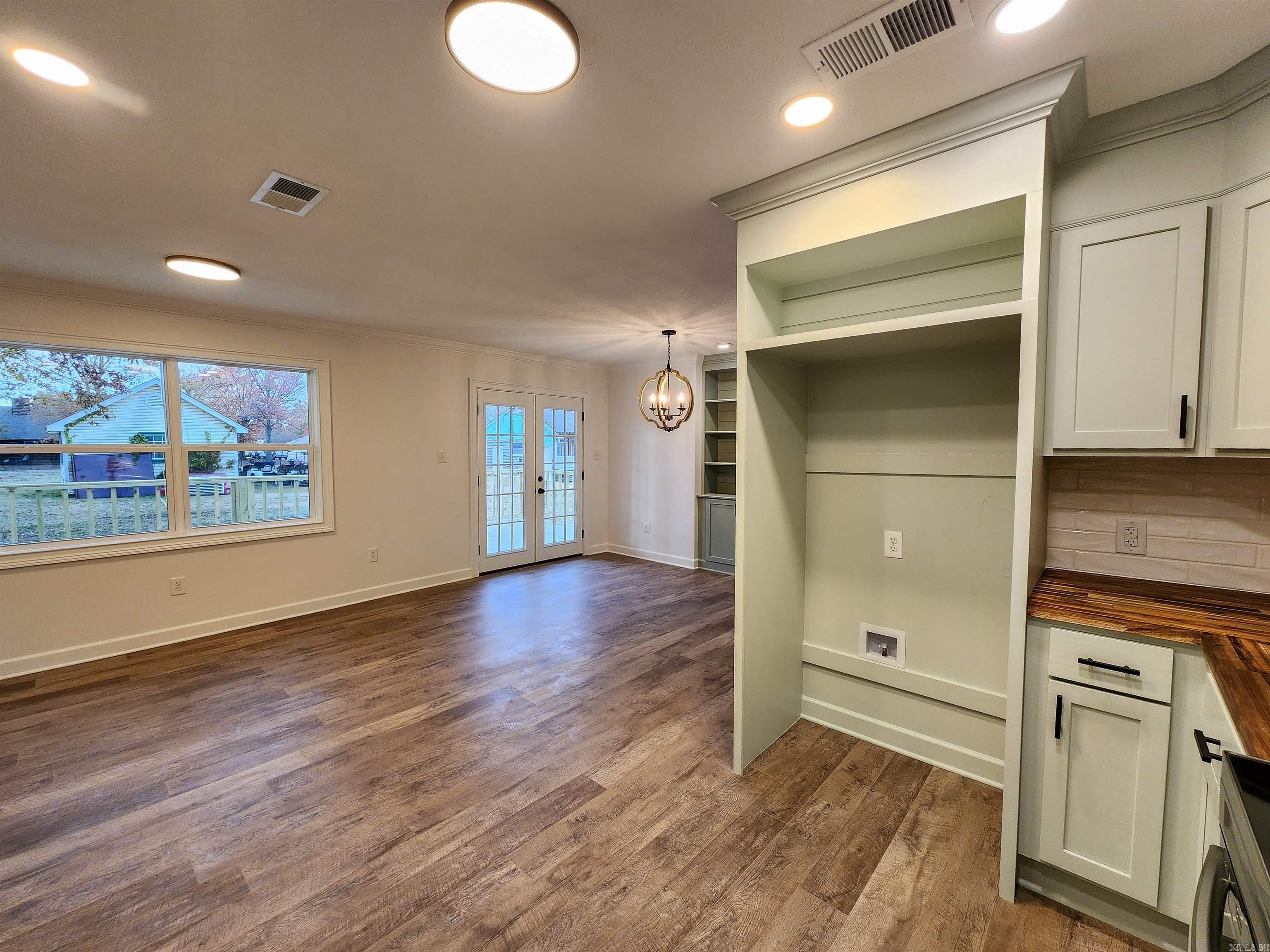 St Francis - Residential