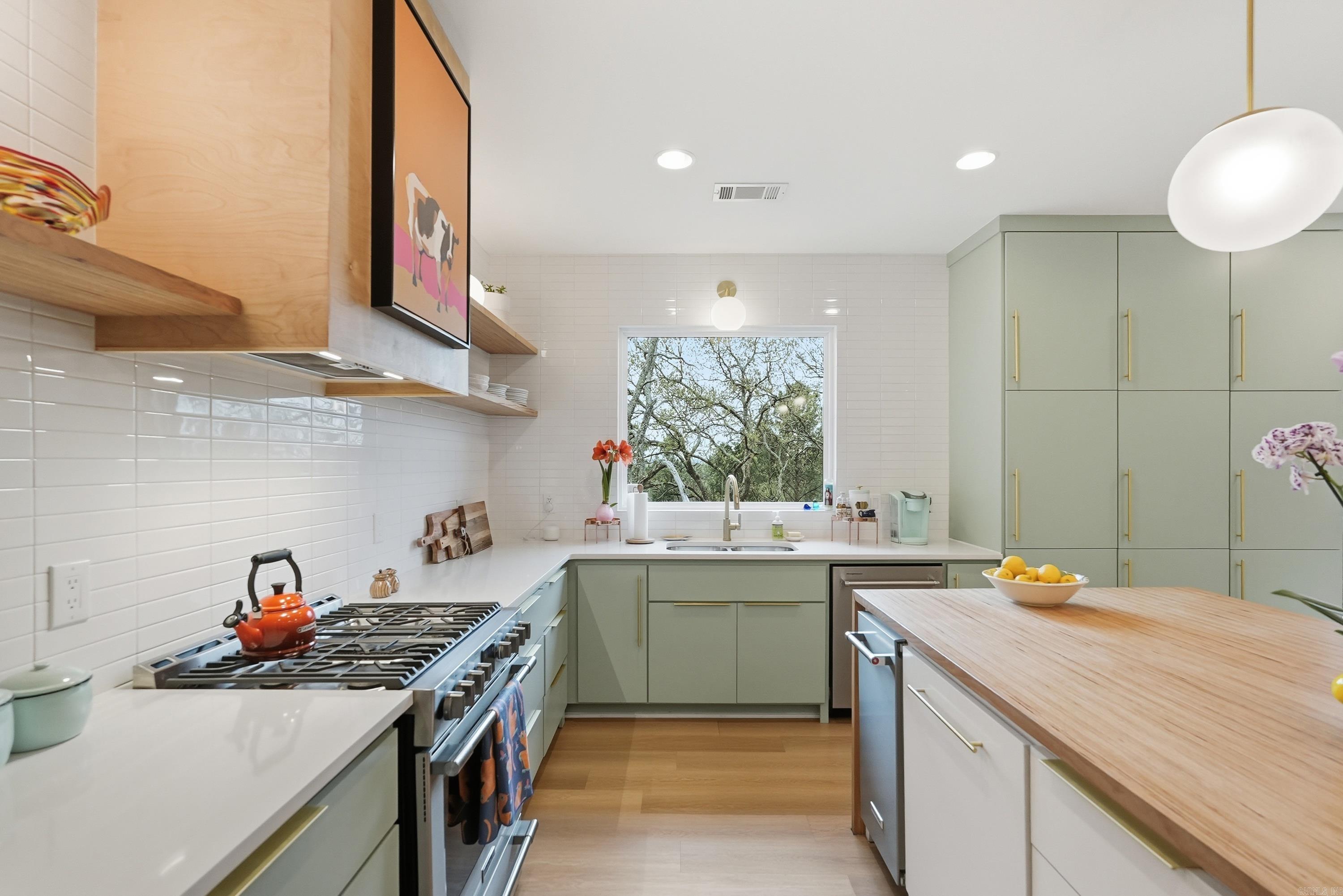 Nob Hill - Residential