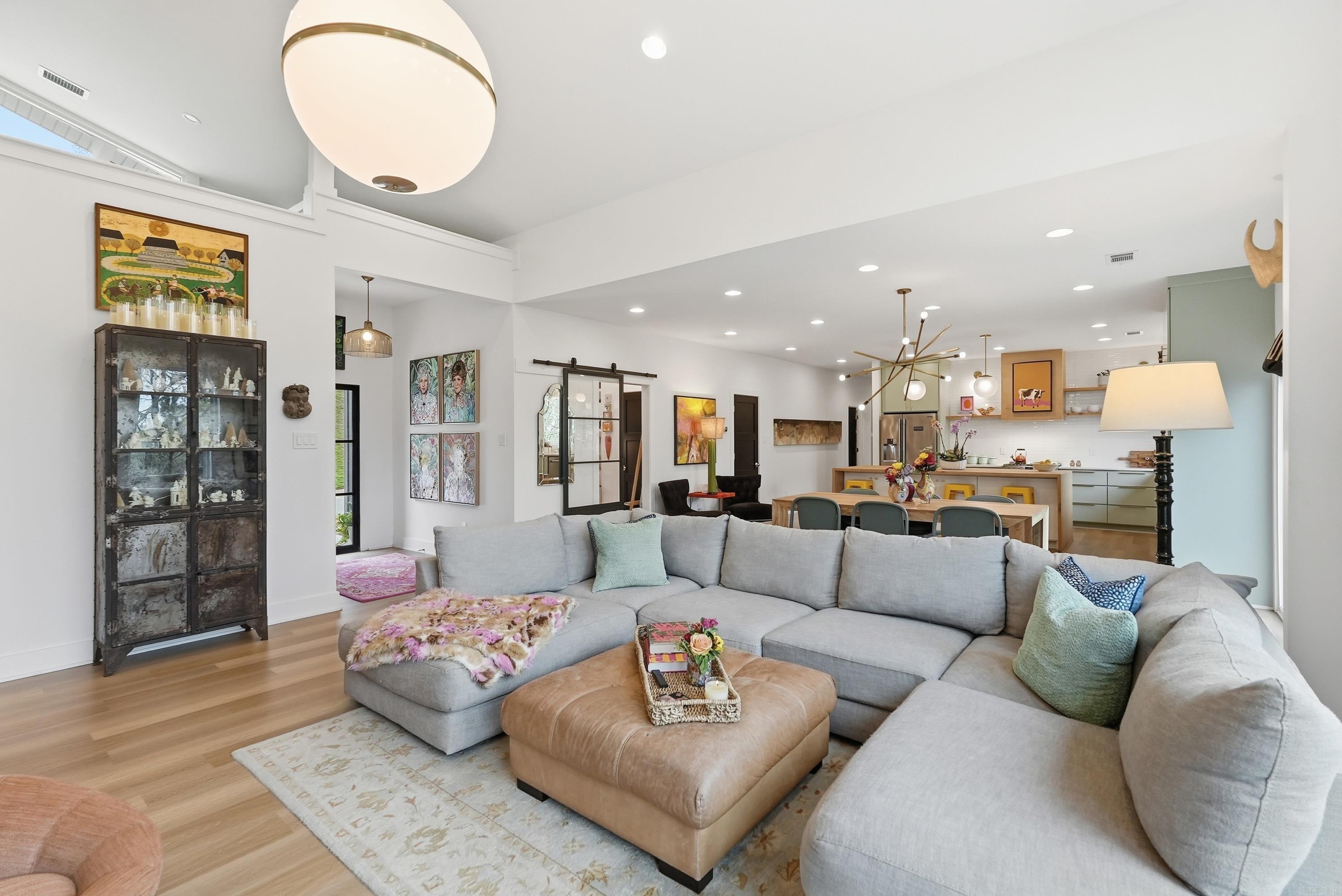 Nob Hill - Residential