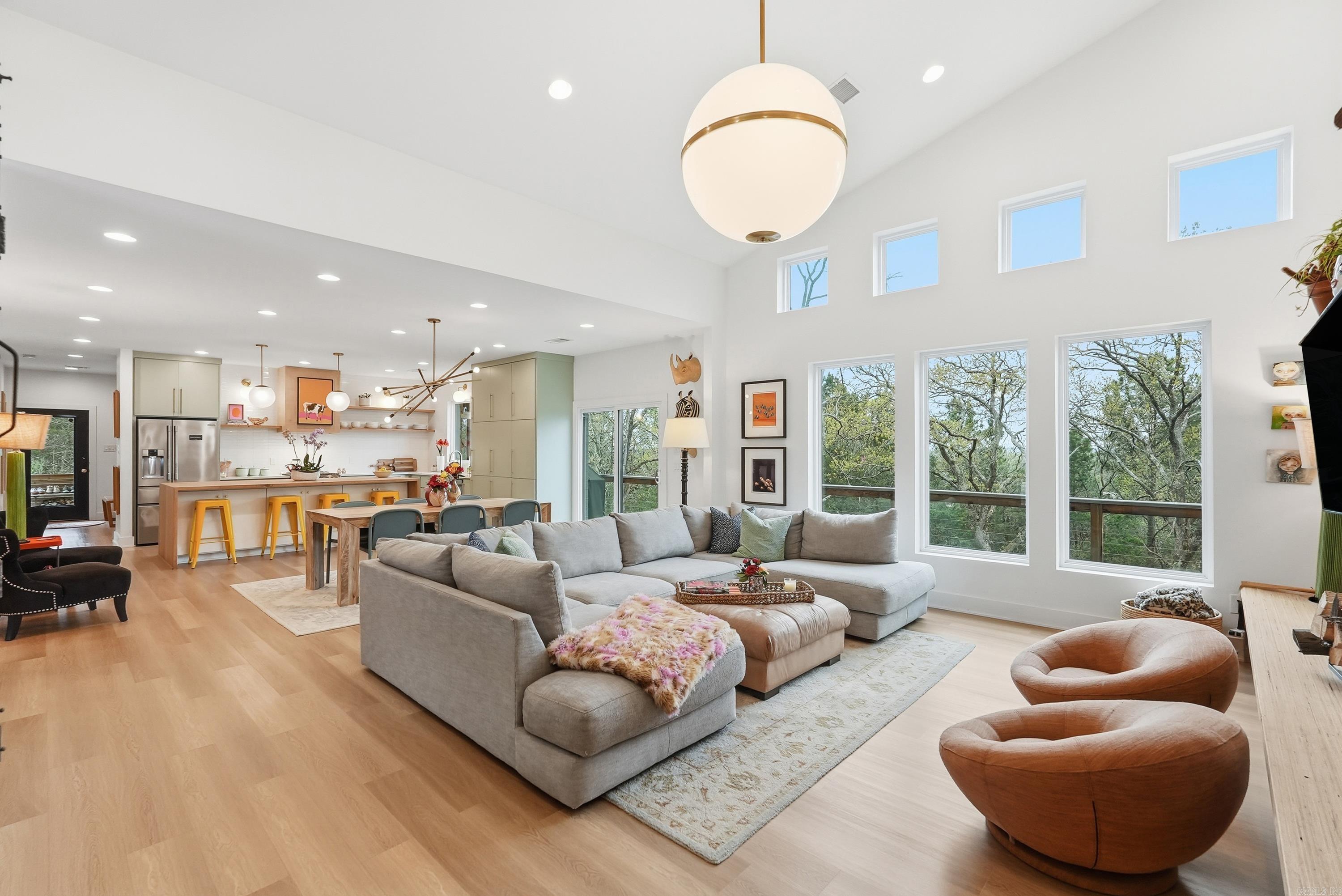 Nob Hill - Residential