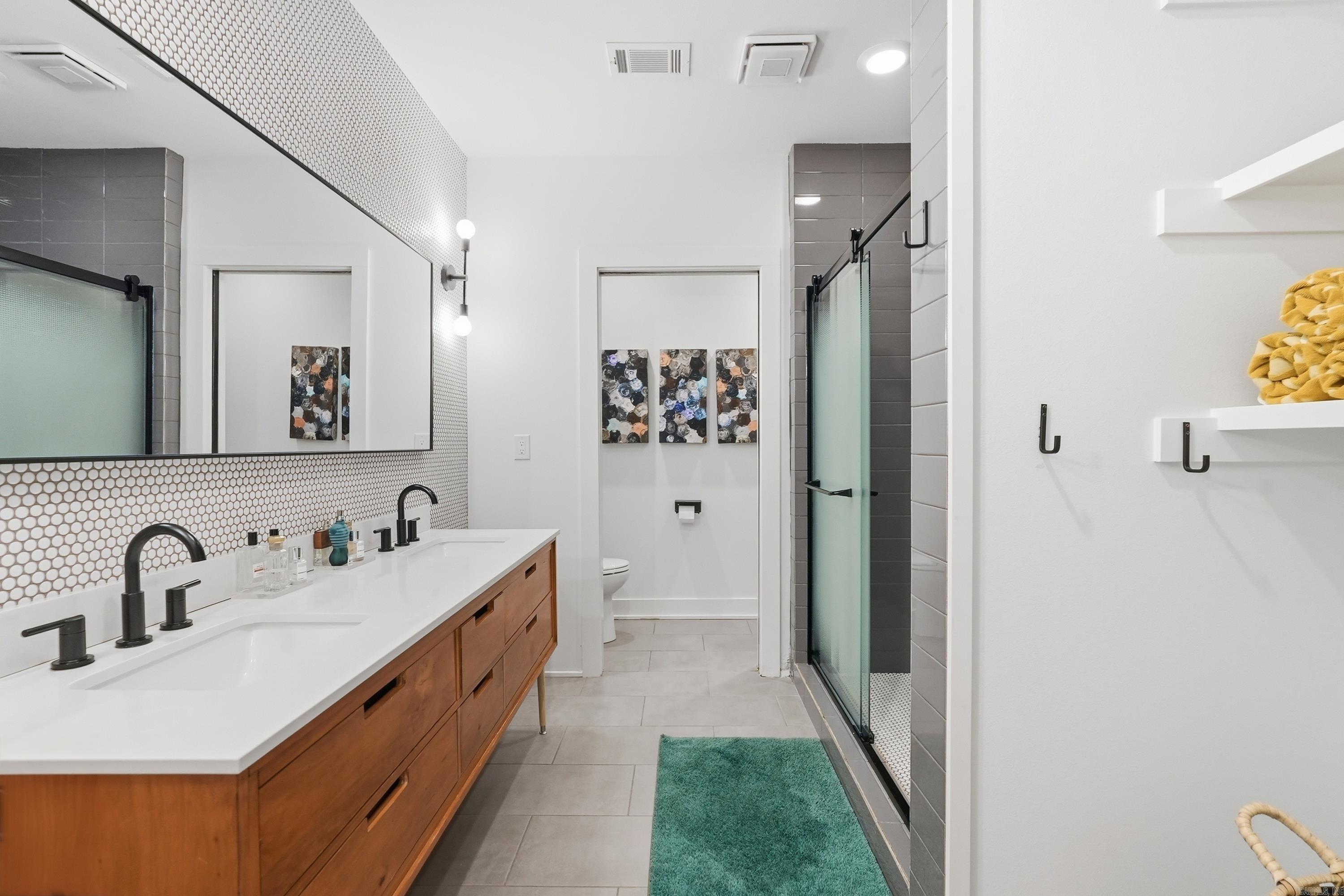 Nob Hill - Residential