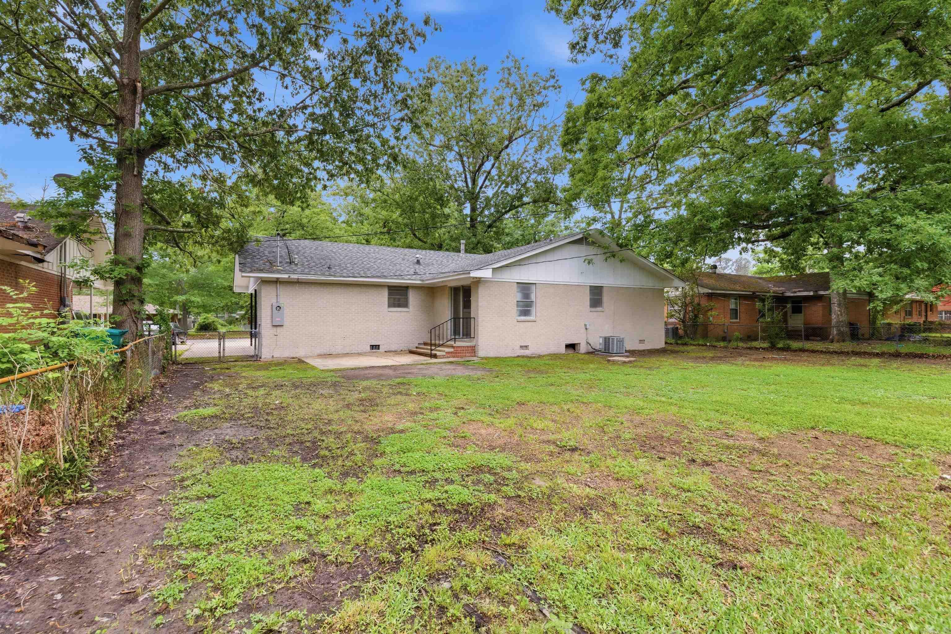 FAIR OAKS ADD - Residential