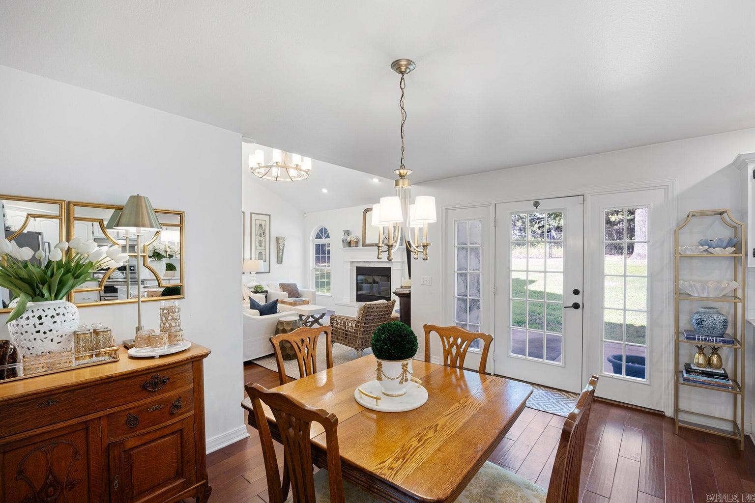 NORTHRIDGE - Residential