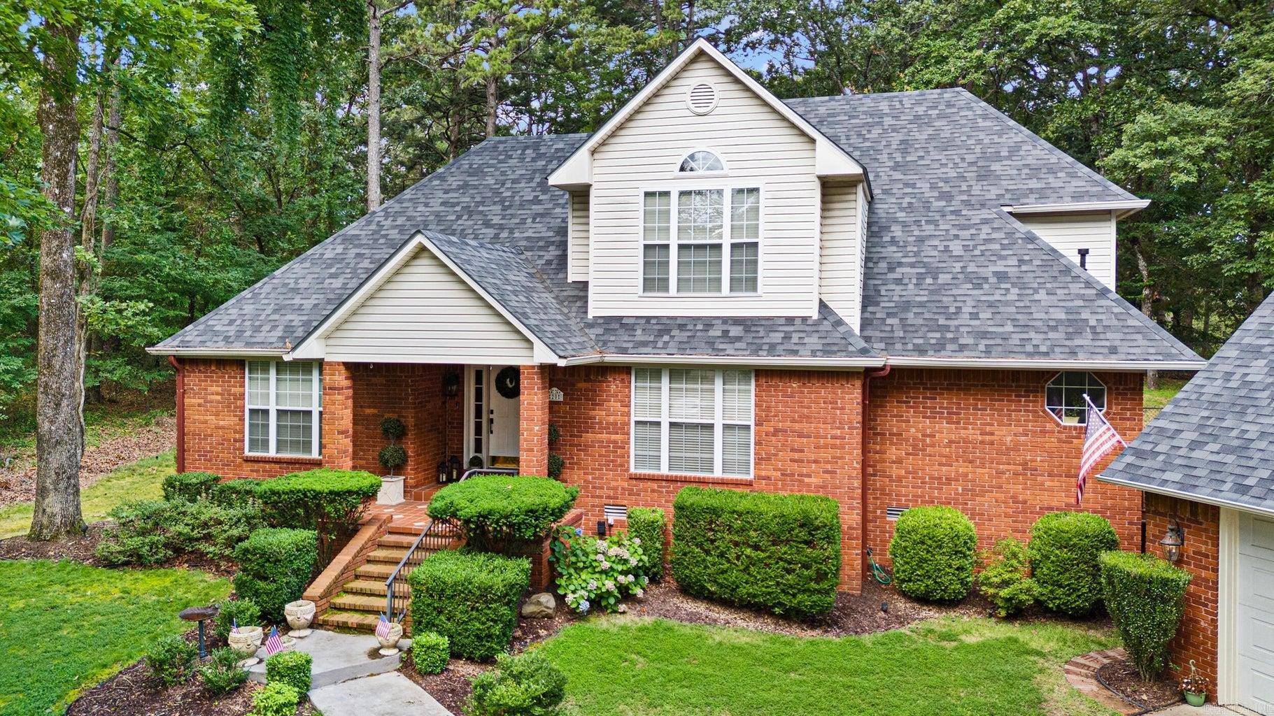 NORTHRIDGE - Residential