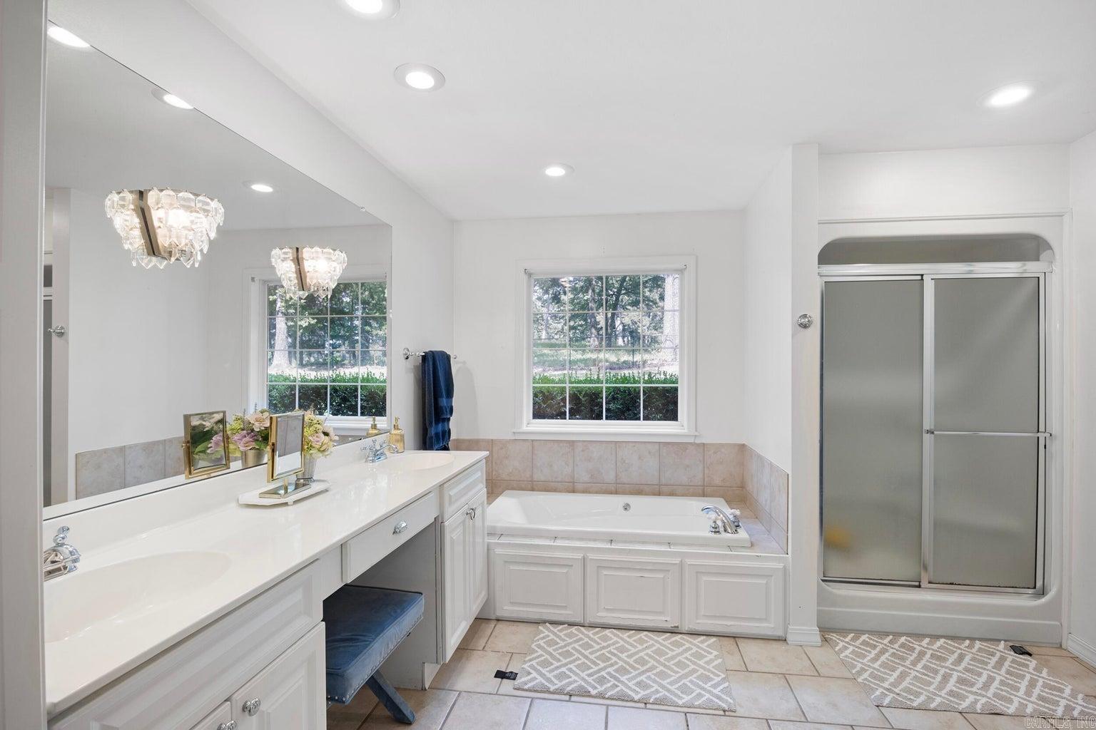 NORTHRIDGE - Residential