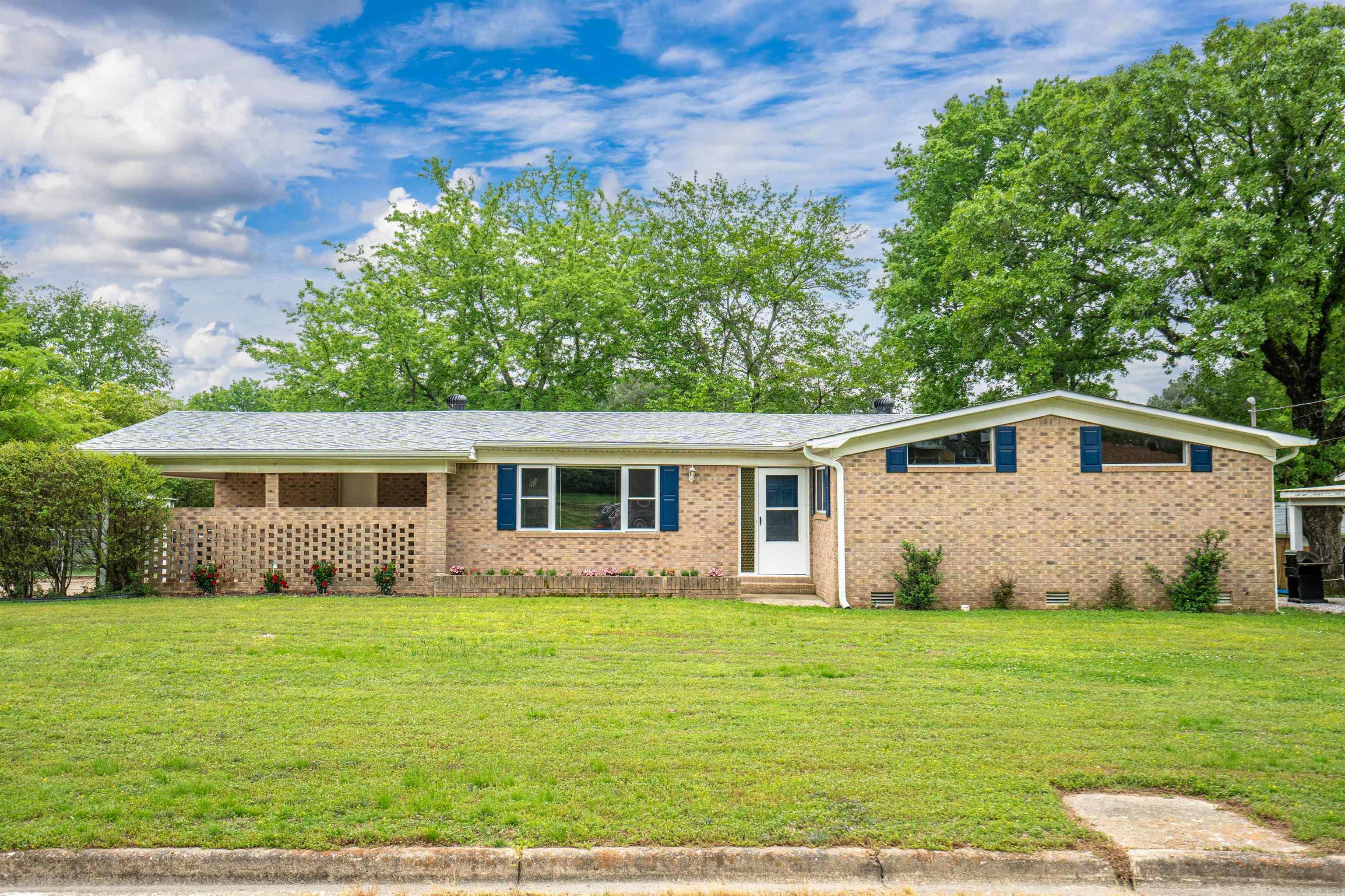 BEVERLY HILLS - Residential